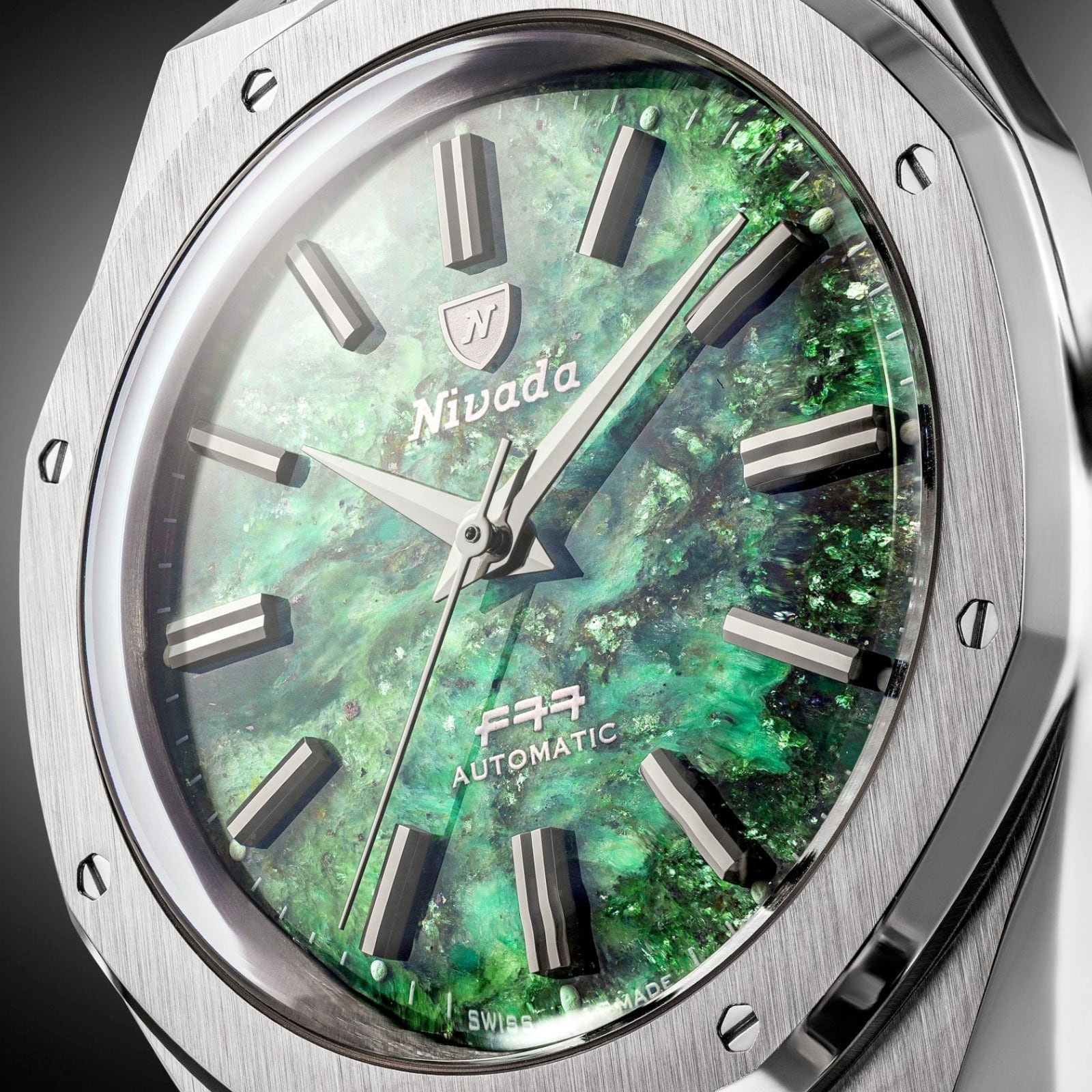 Nivada Grenchen F77 Aventurine MK2 38mm 68053A77