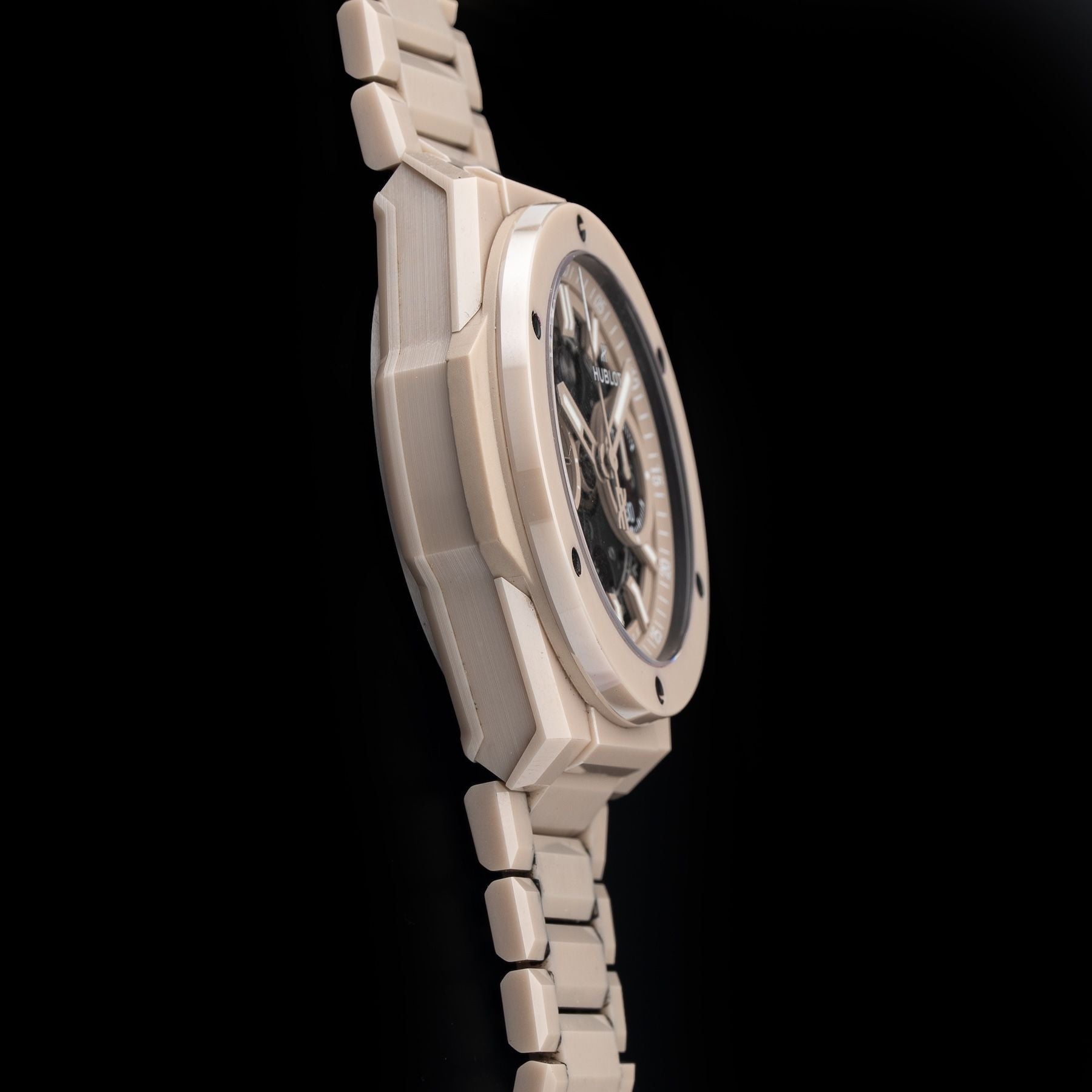 Hublot Big Bang Integral Beige Ceramic 42MM 451.CZ.4620.CZ
