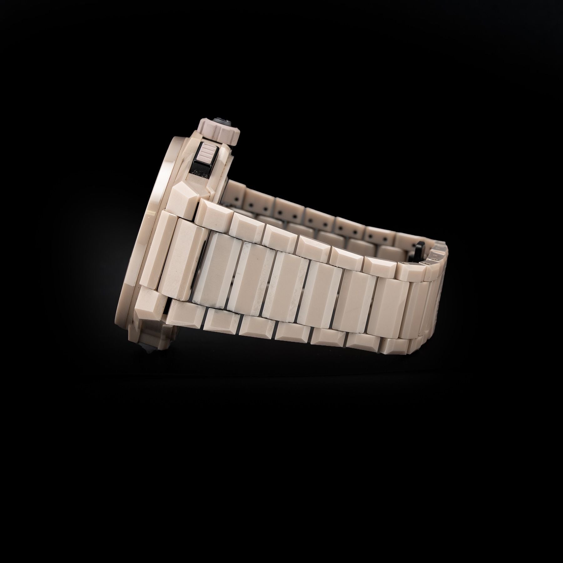 Hublot Big Bang Integral Beige Ceramic 42MM 451.CZ.4620.CZ