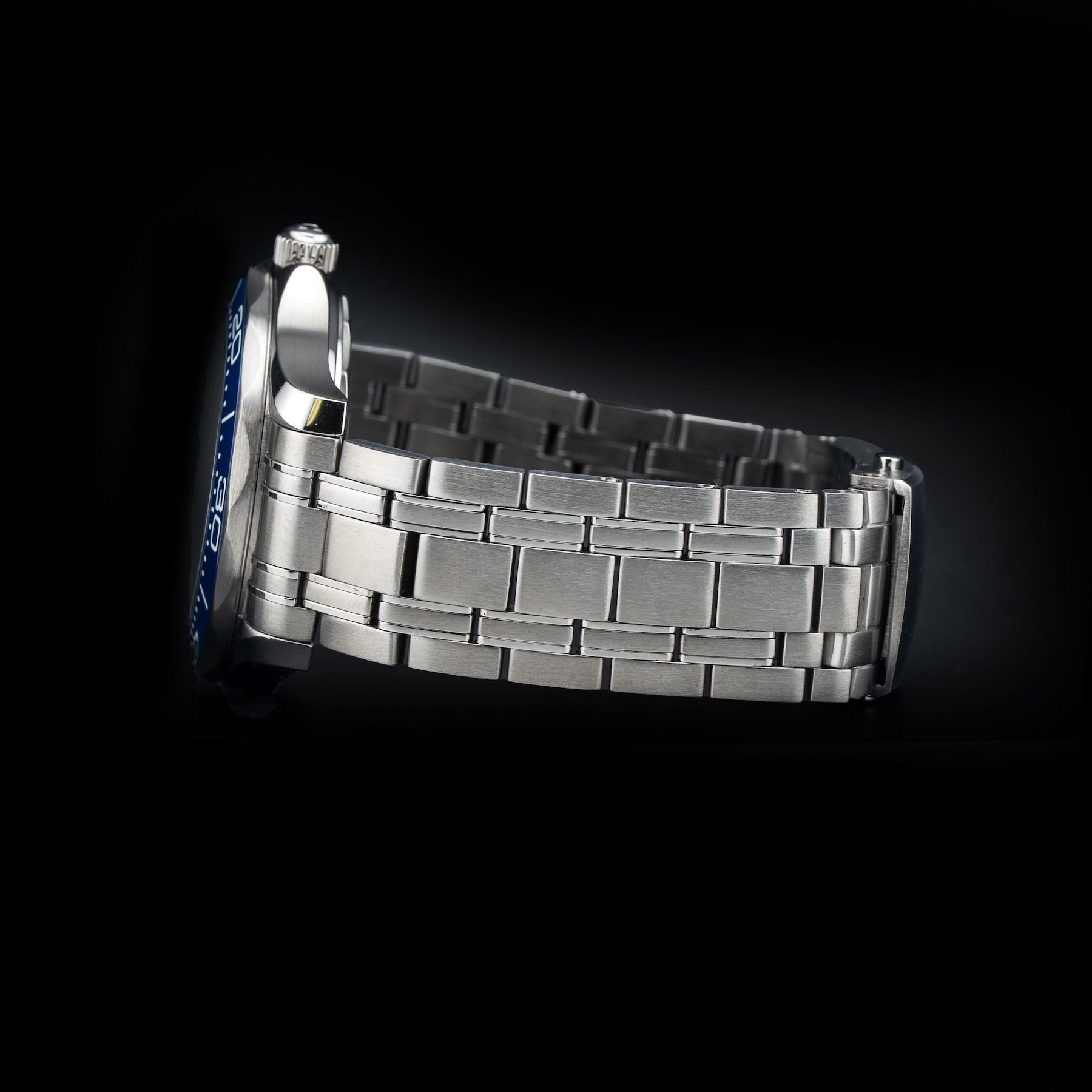 Omega 210.30.42.20.03.001 Seamaster Diver 300M Co-Axial Master Chronometer On Bracelet