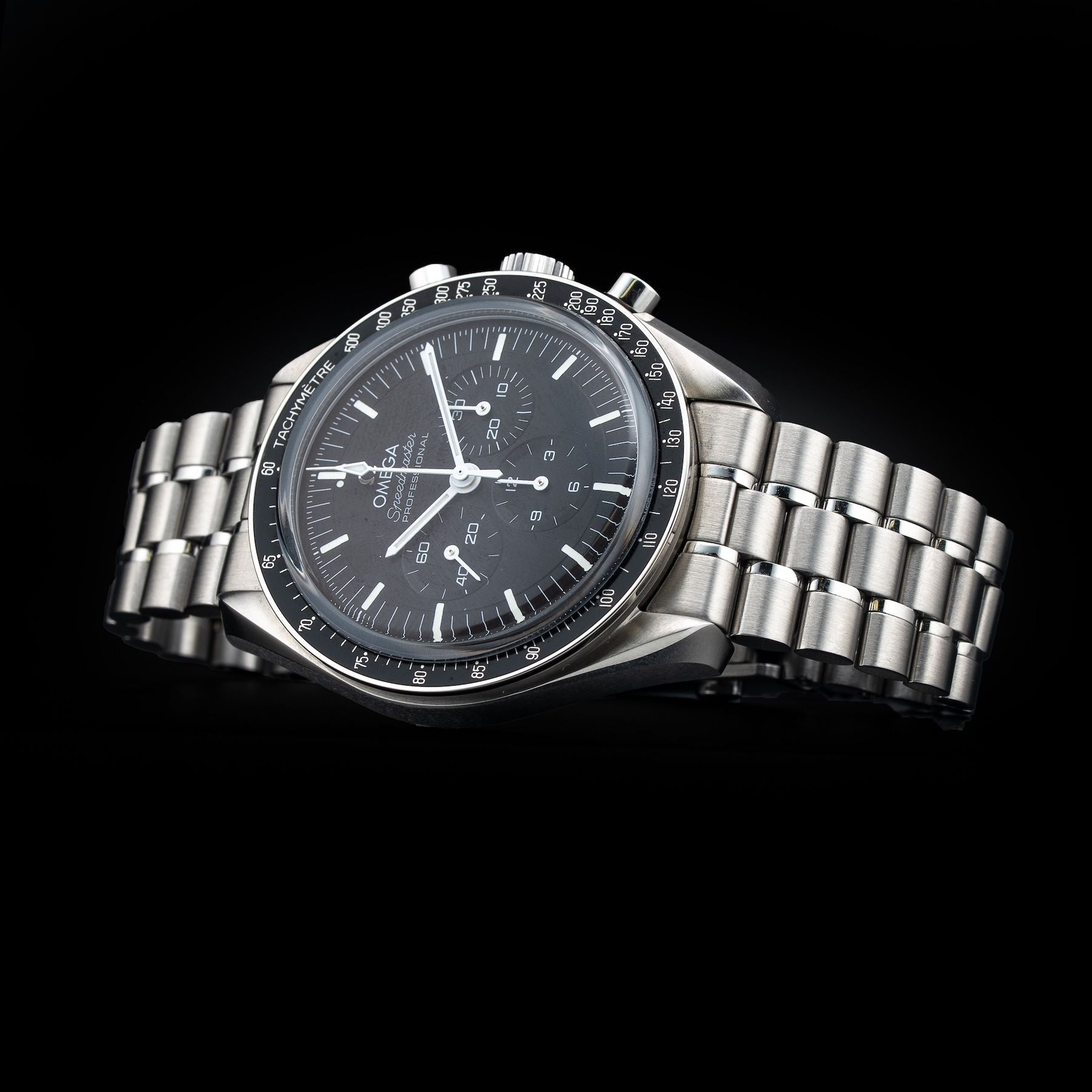 Omega 310.30.42.50.01.002 Speedmaster Moonwatch Professional Master Chronograph