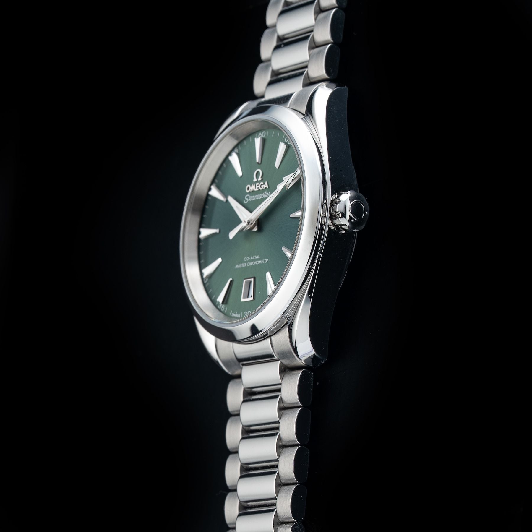 Omega Aqua Terra Shades 150M Coaxial Master Chronometer 220.10.38.20.10.002