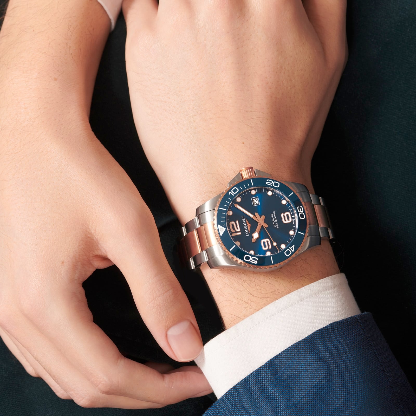 Longines Hydroconquest Sunray Blue Dial 43mm L3.782.3.98.7