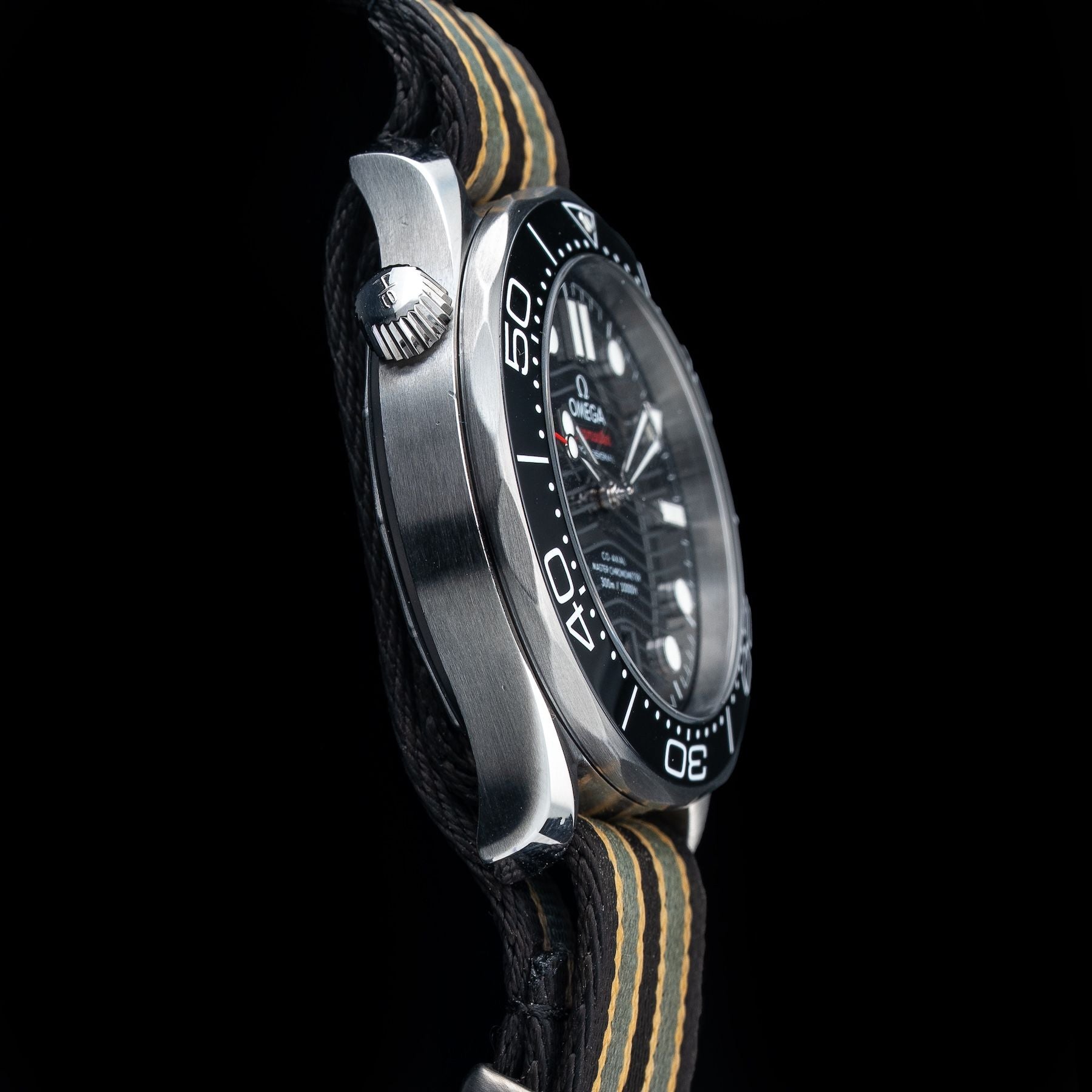 Omega 210.30.42.20.01.001 Seamaster Diver 300M Co-Axial Master Chronometer Black Dial on Bracelet