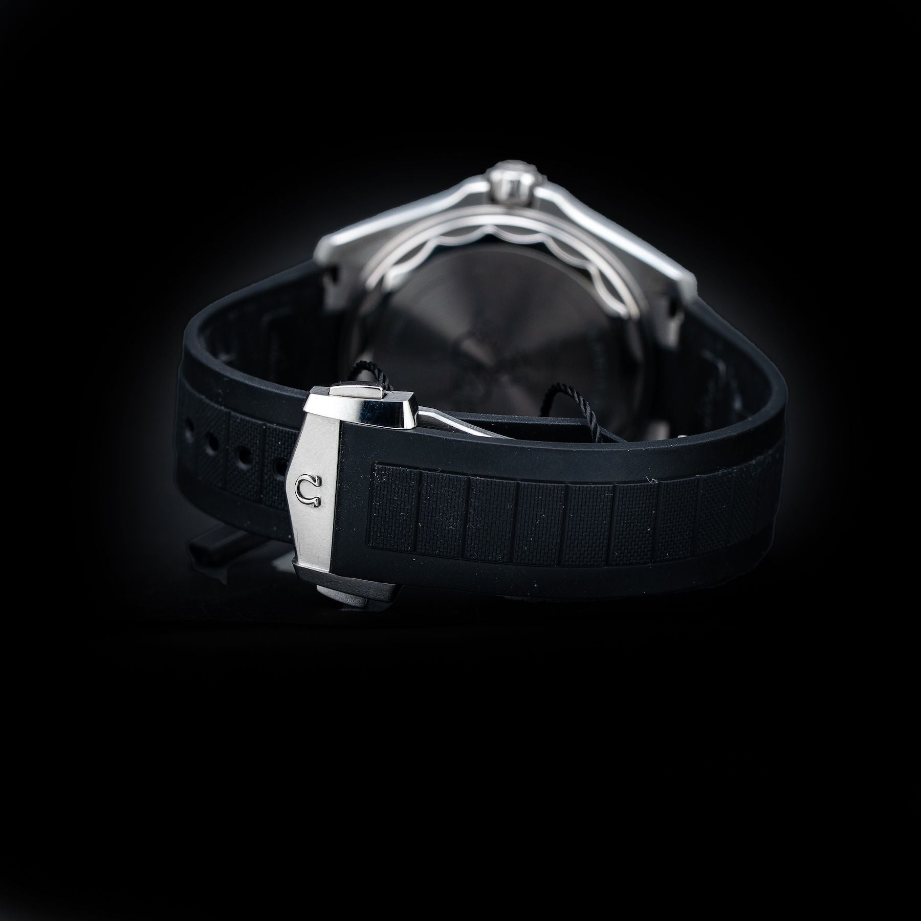 Omega 217.32.42.21.01.002 Seamaster Planet Ocean 600M