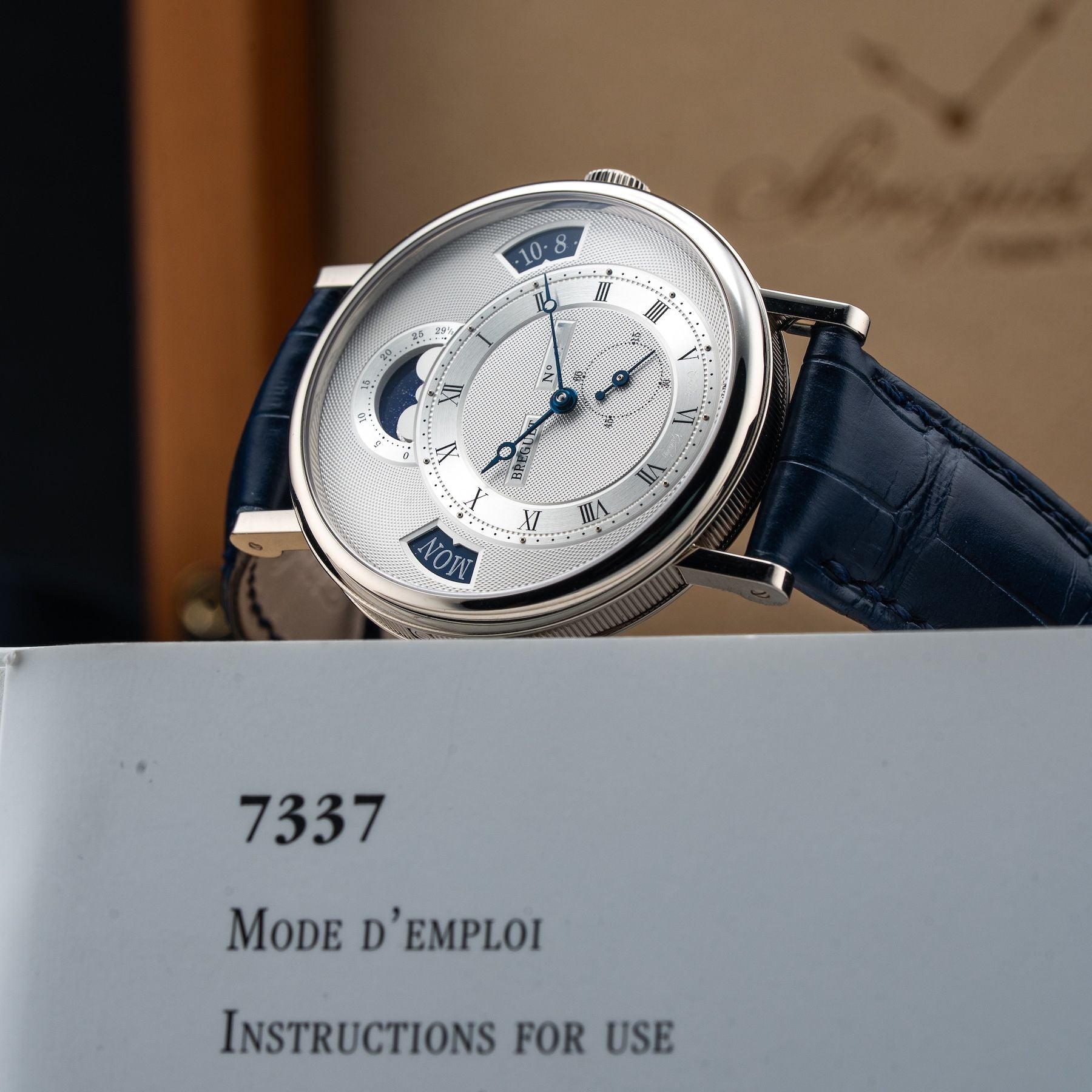 Breguet 7337BB/12/9VU Classique Calendrier