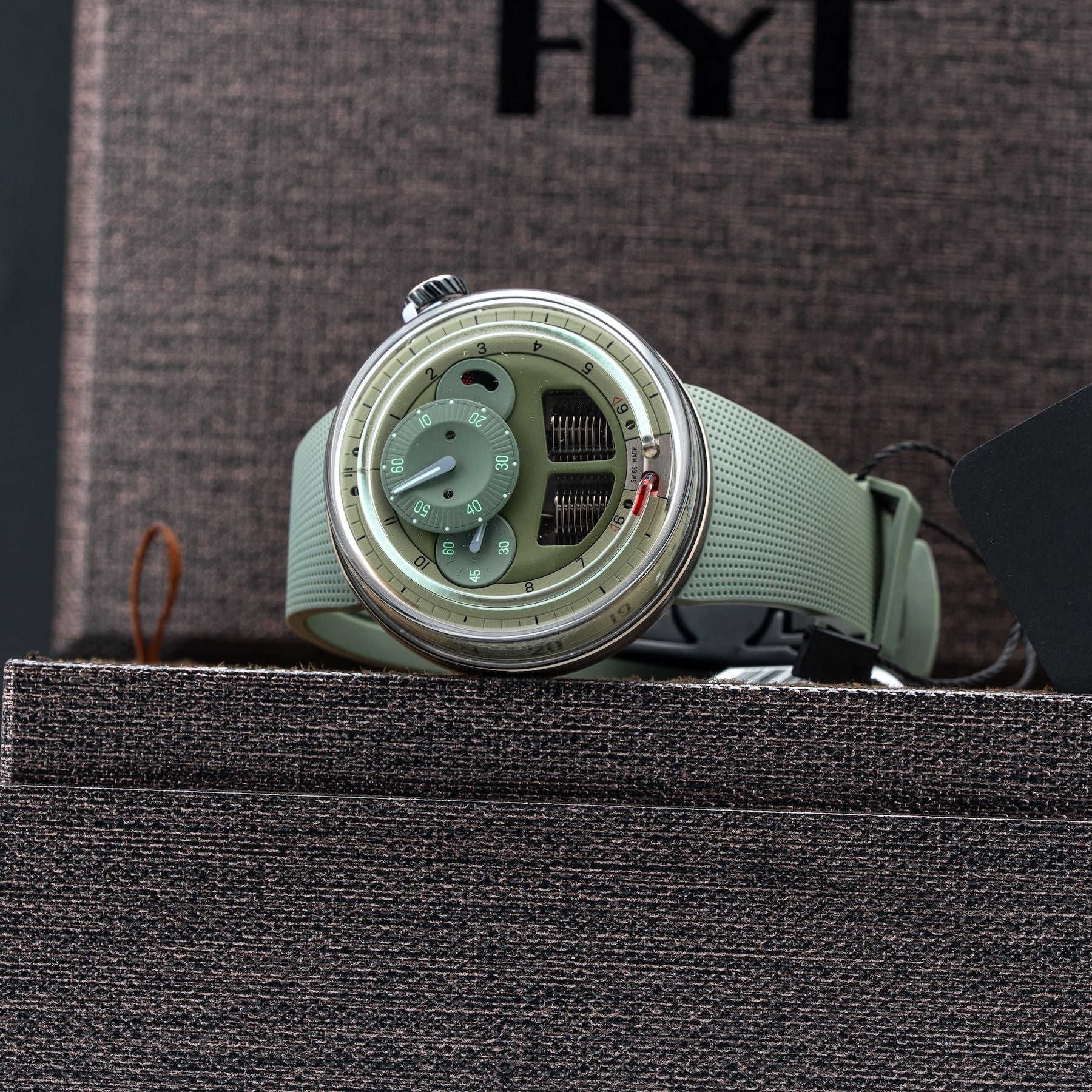 HYT H0 Red Khaki H02138-A