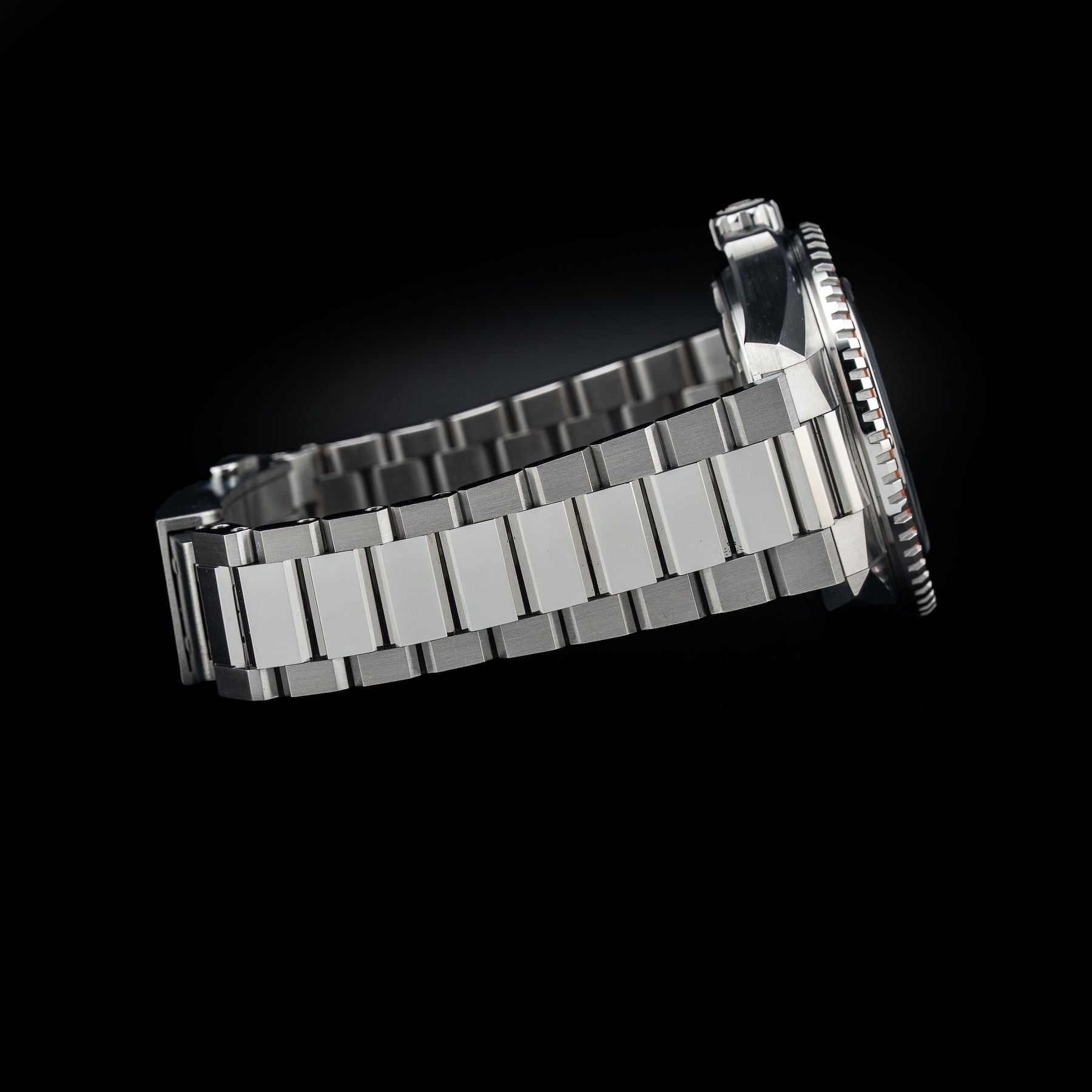 Omega Seamaster Planet Ocean 600M 217.30.42.21.01.003