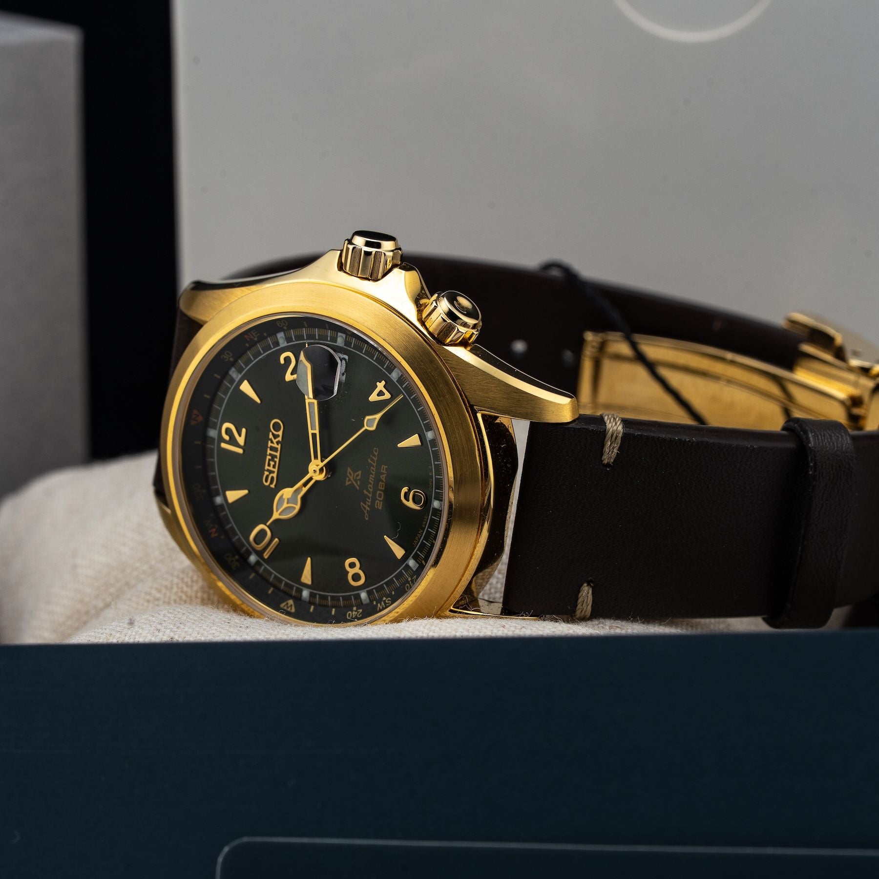 Seiko Prospex Alpinist SPB210
