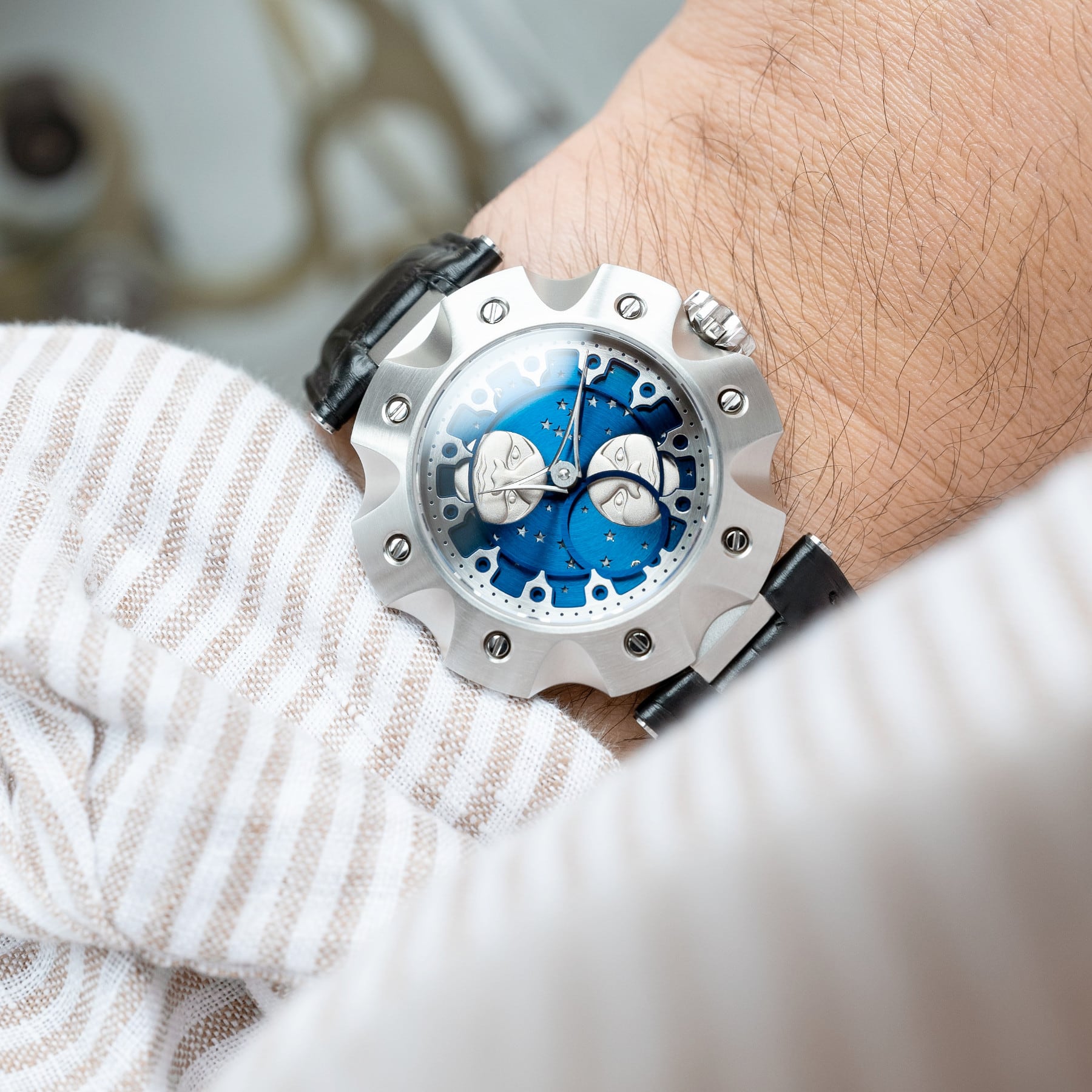 Sarpaneva Supernova Moonphase Blue With White Gold Moons