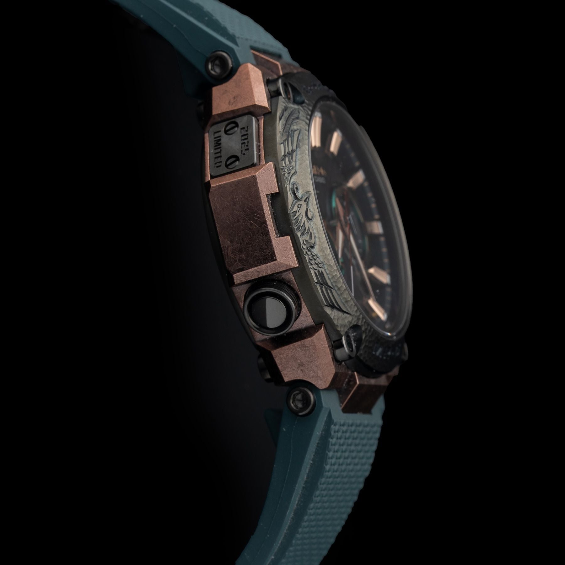 G-Shock MRG-B2000KT-3ADR Kurogane Tsuba Limited Edition