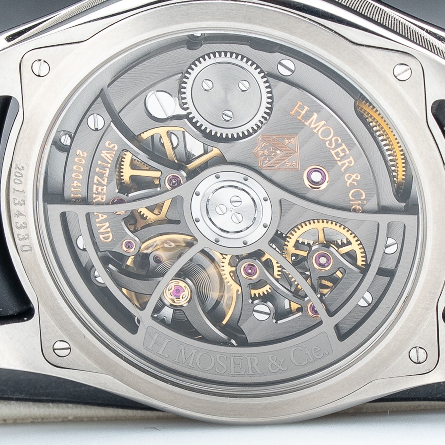 H. Moser & Cie. 3201-1201 Pioneer Centre Seconds Cosmic Green