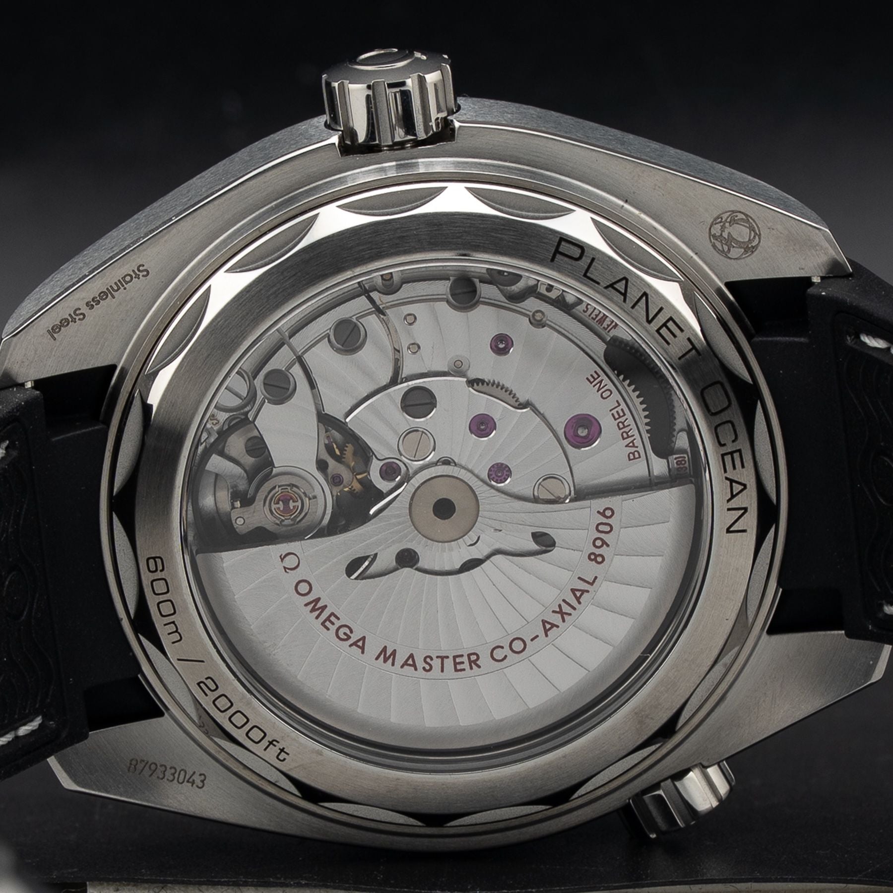 Omega Planet Ocean 600m co-axial Master Chronometer GMT 215.33.44.22.01.001