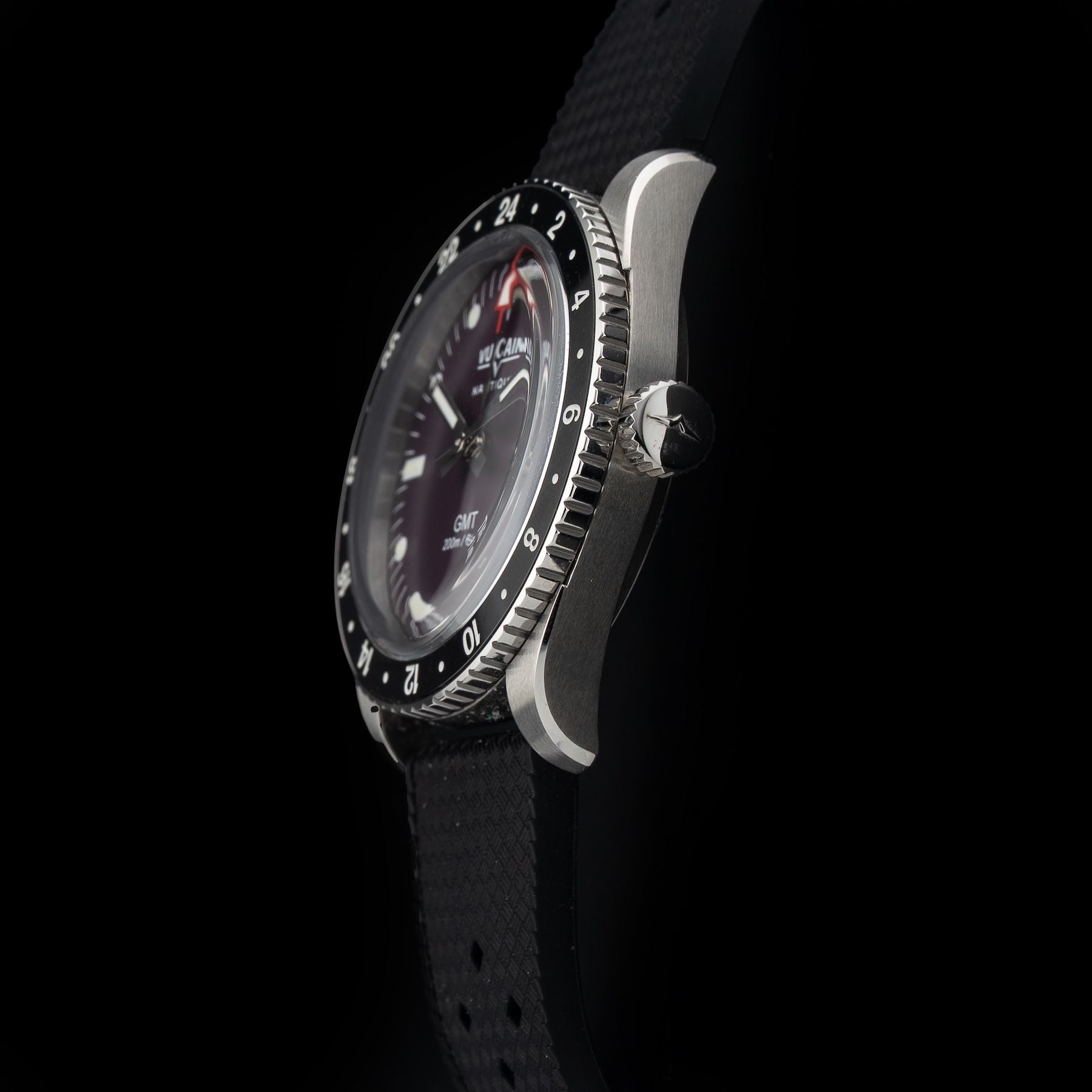 Vulcain 680174A17.BAR200 Skindiver GMT Purple