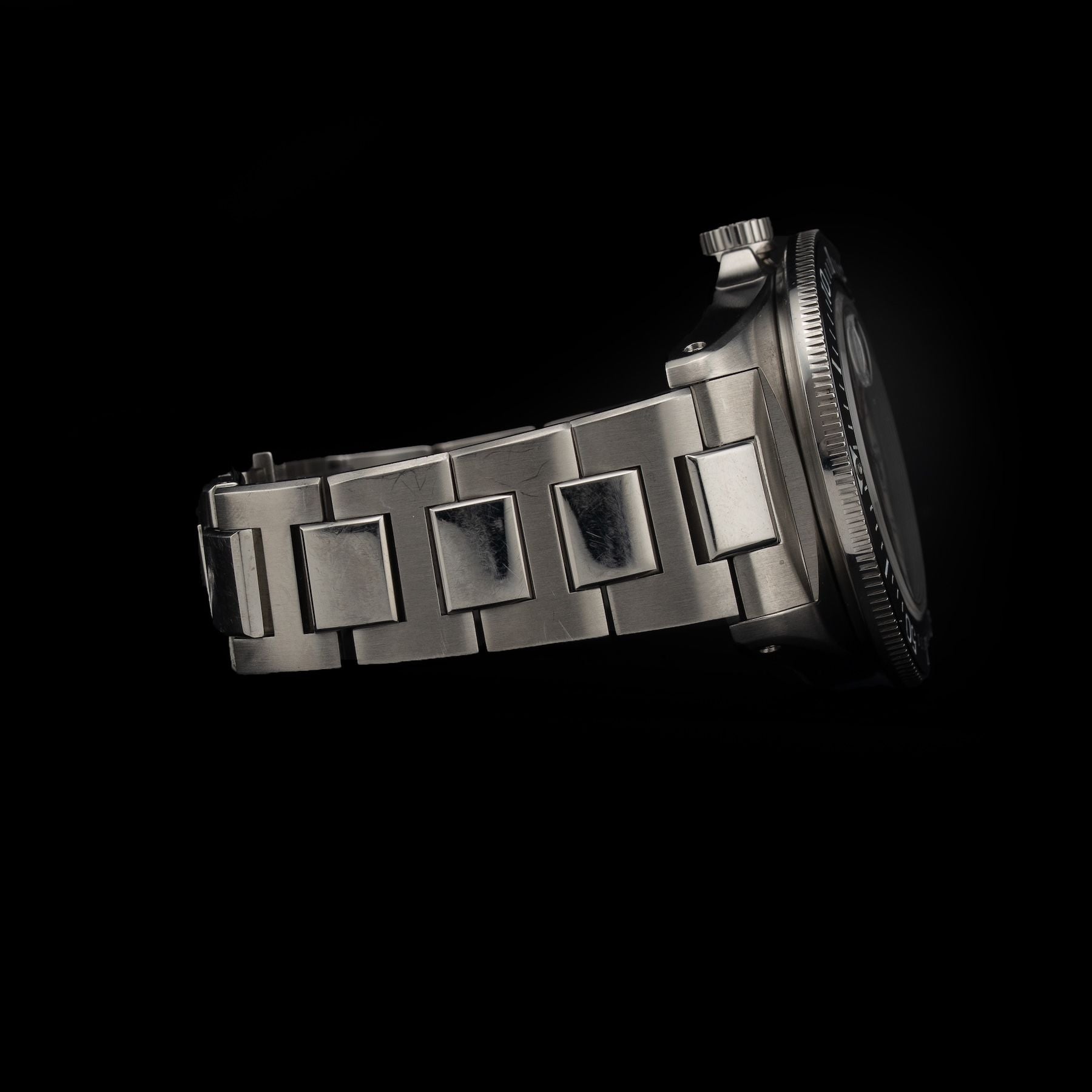 Ball Engineer III Hurricane Hunters 40mm Ceramic Elapsed Time Bezel Blue DG3006C-S1CJ-BE