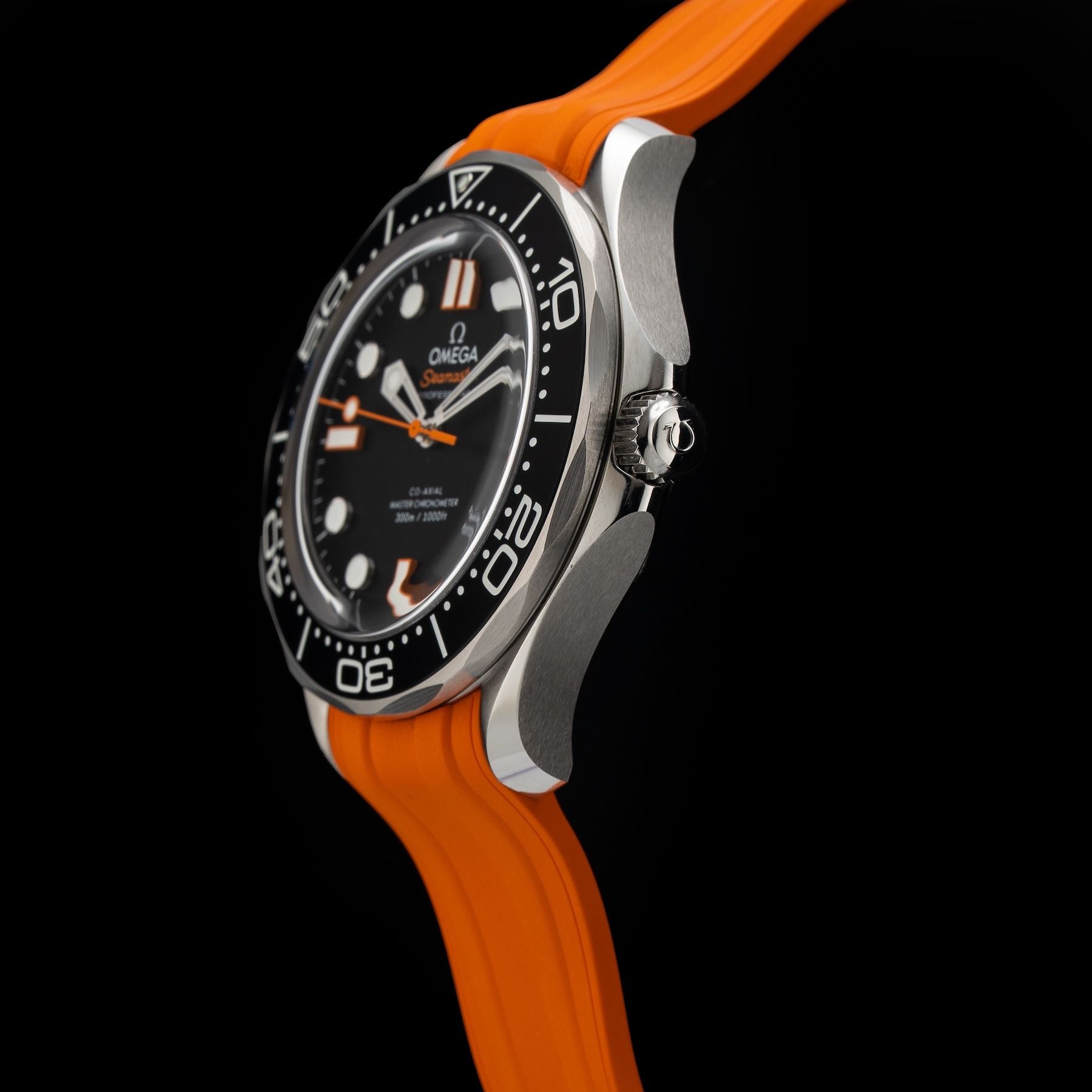 Omega Seamaster Diver 300M Orange 210.32.42.20.01.006