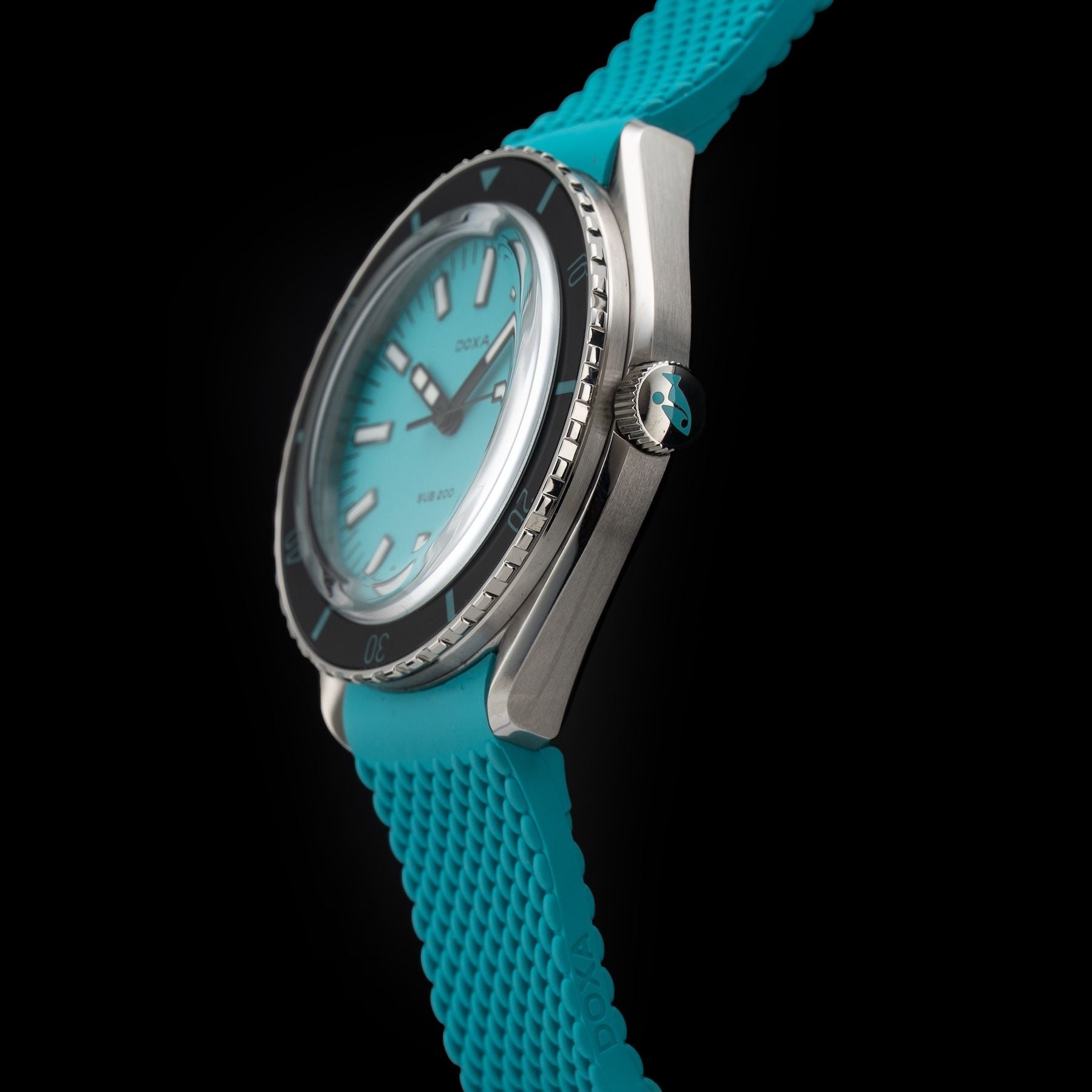 DOXA Sub 200 Aquamarine 799.10.241.25 on Strap