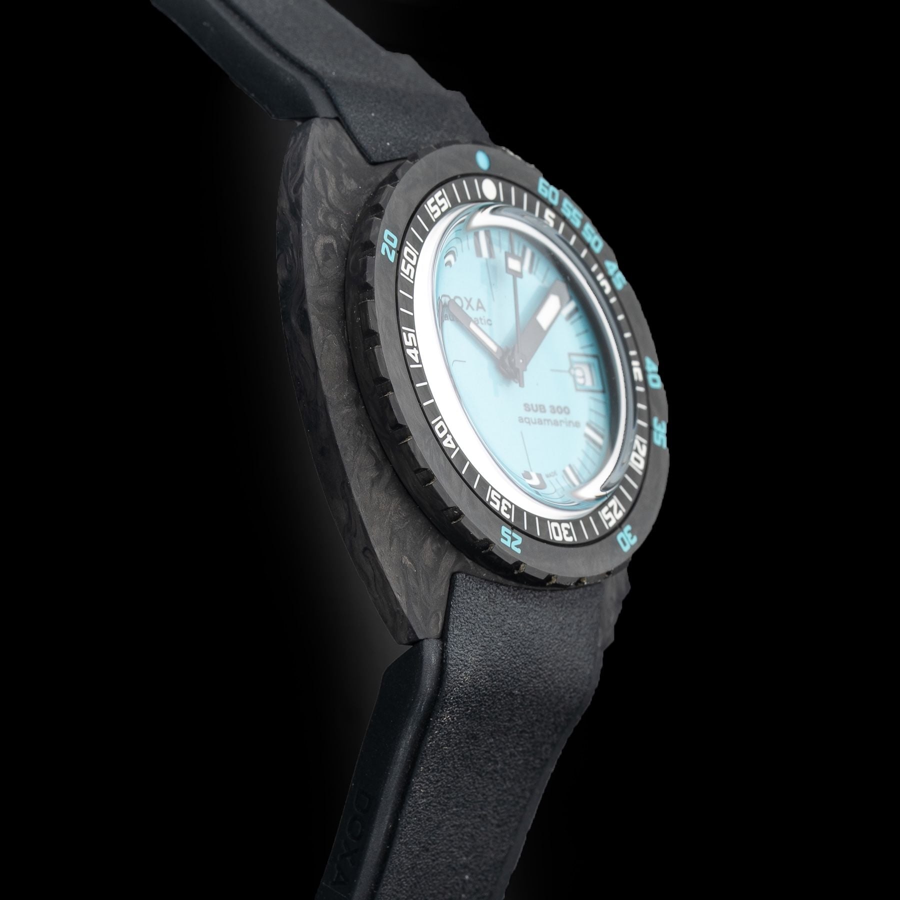 DOXA Sub 300 Carbon Aquamarine 822.70.241.20 on Strap