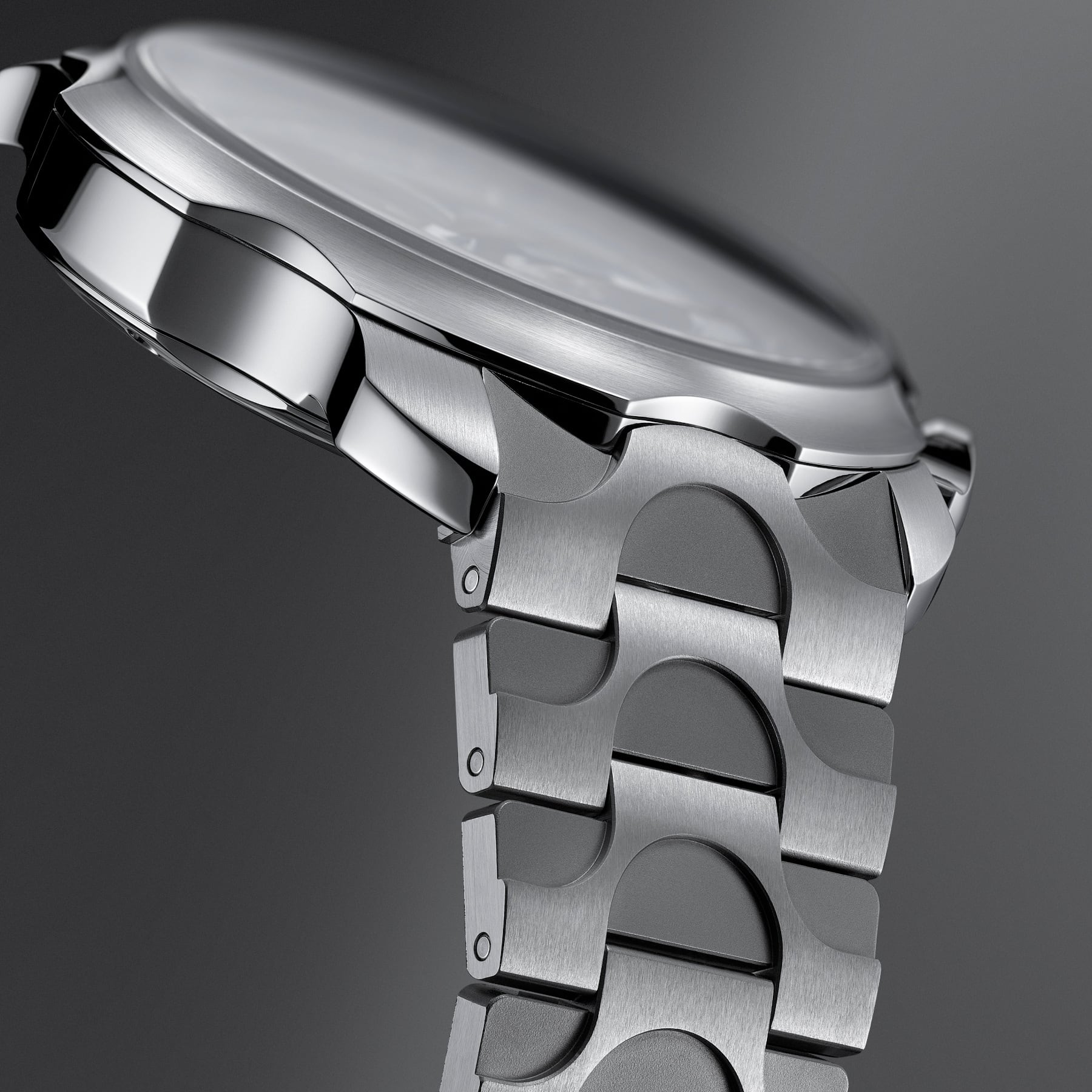 Sarpaneva Stardust Mars On Bracelet