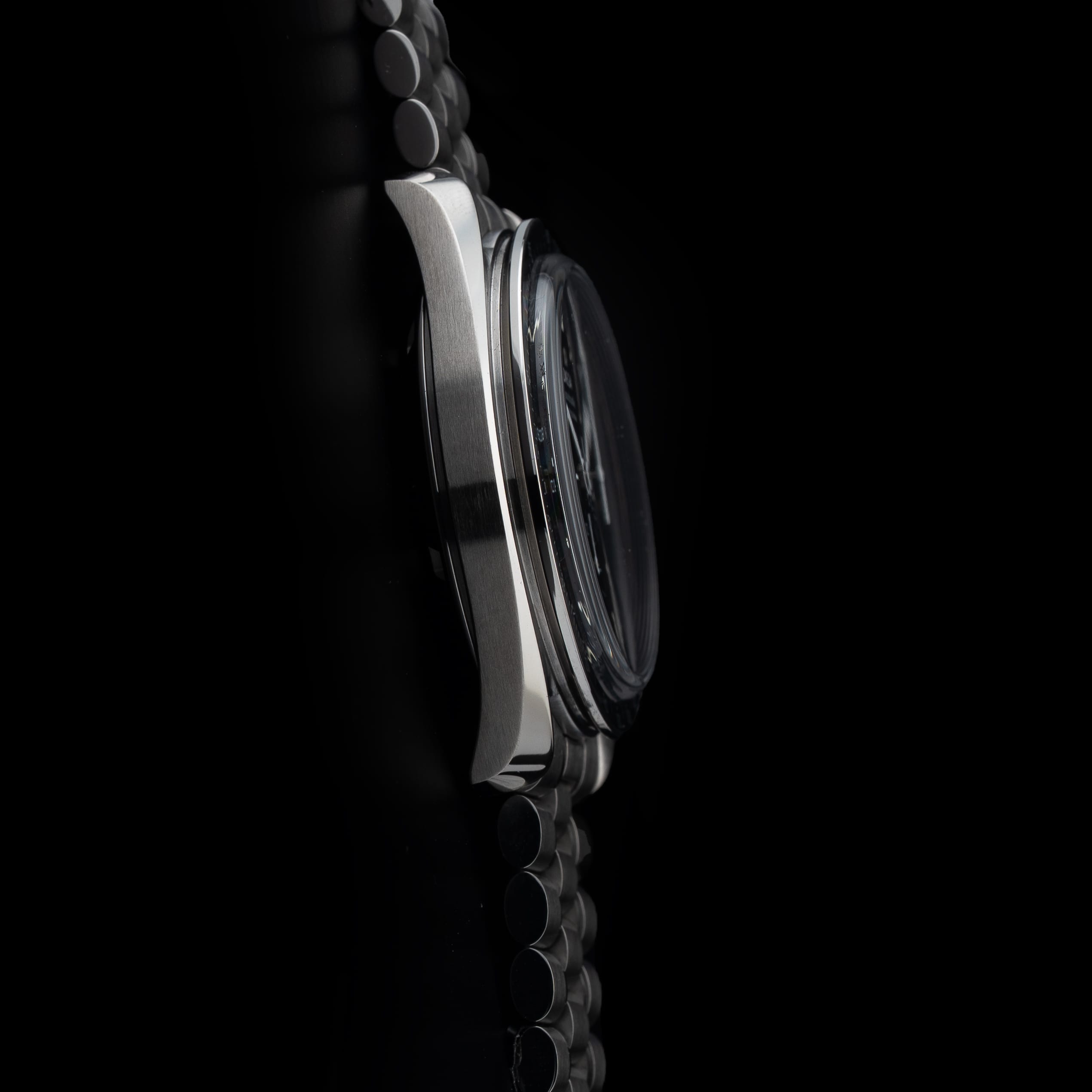 Omega 310.30.42.50.01.002 Speedmaster Moonwatch Professional Master Chronograph