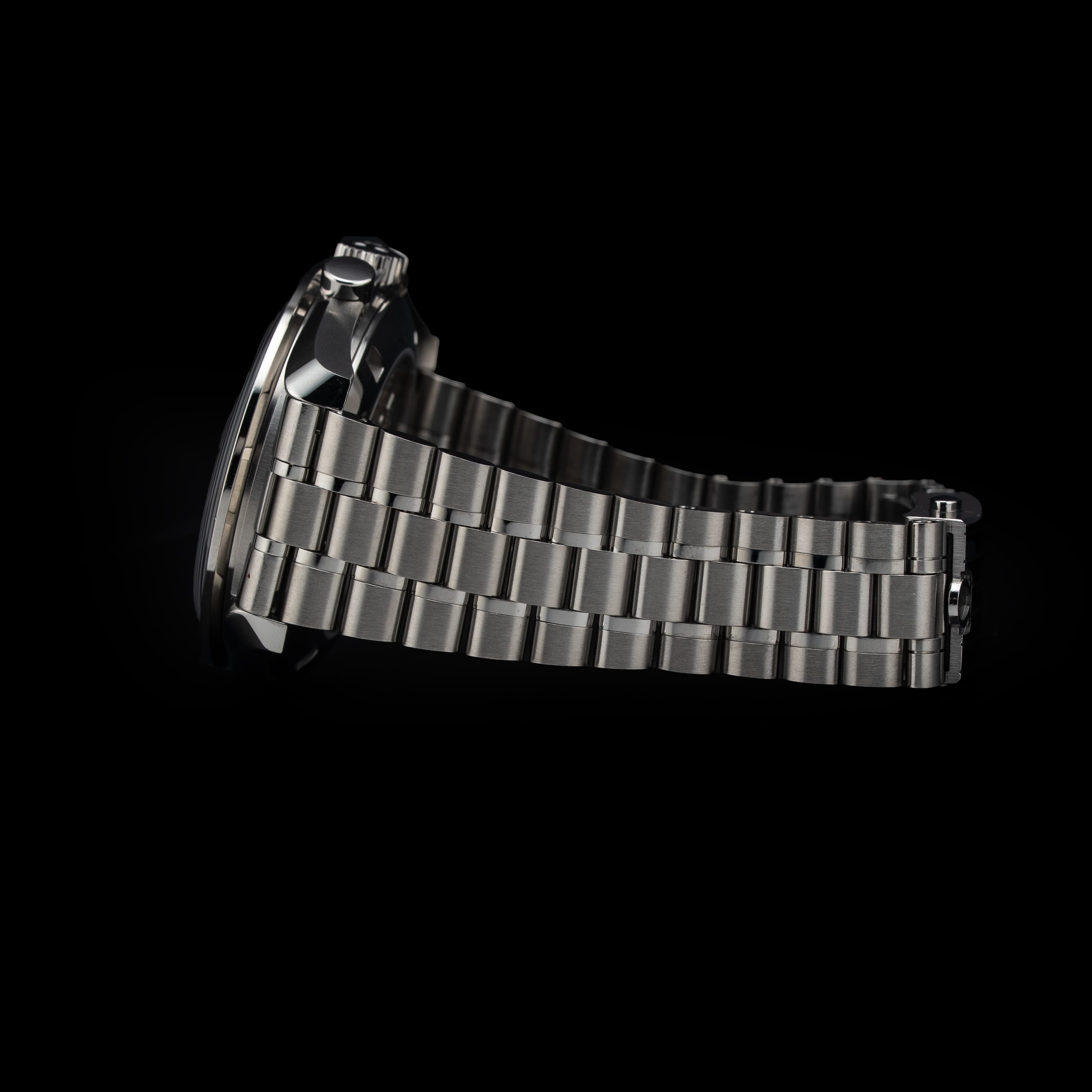 Omega 310.30.42.50.01.002 Speedmaster Moonwatch Professional Master Chronograph