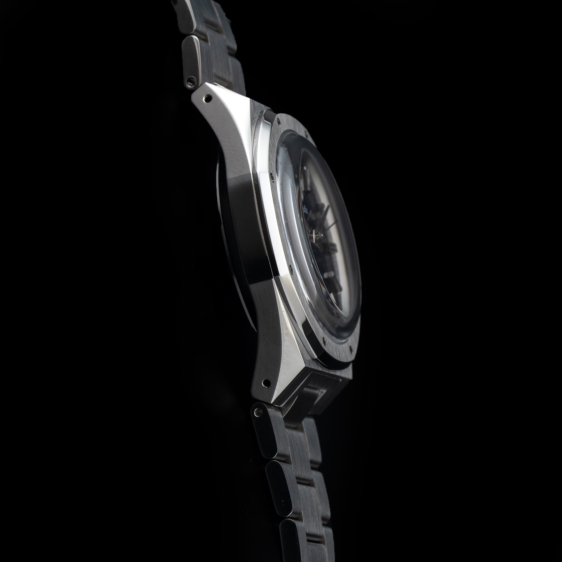 Nivada Grenchen F77 Aventurine MK2 38mm 68047A77