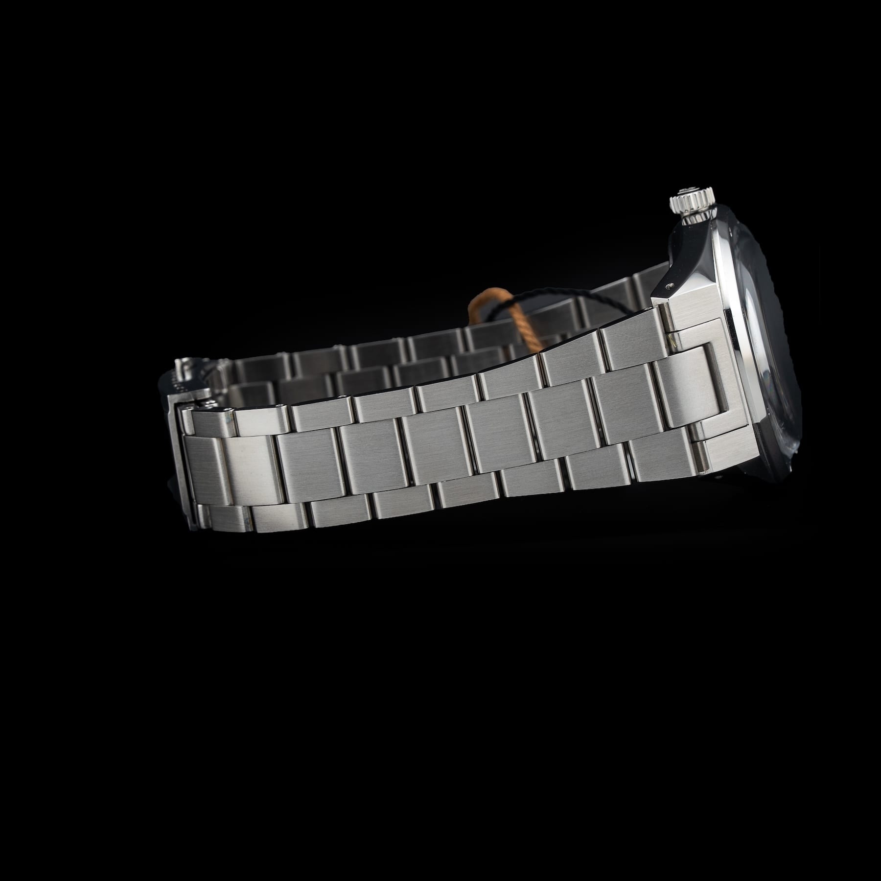 Nivada Grenchen F77 Aventurine MK2 38mm 68047A77
