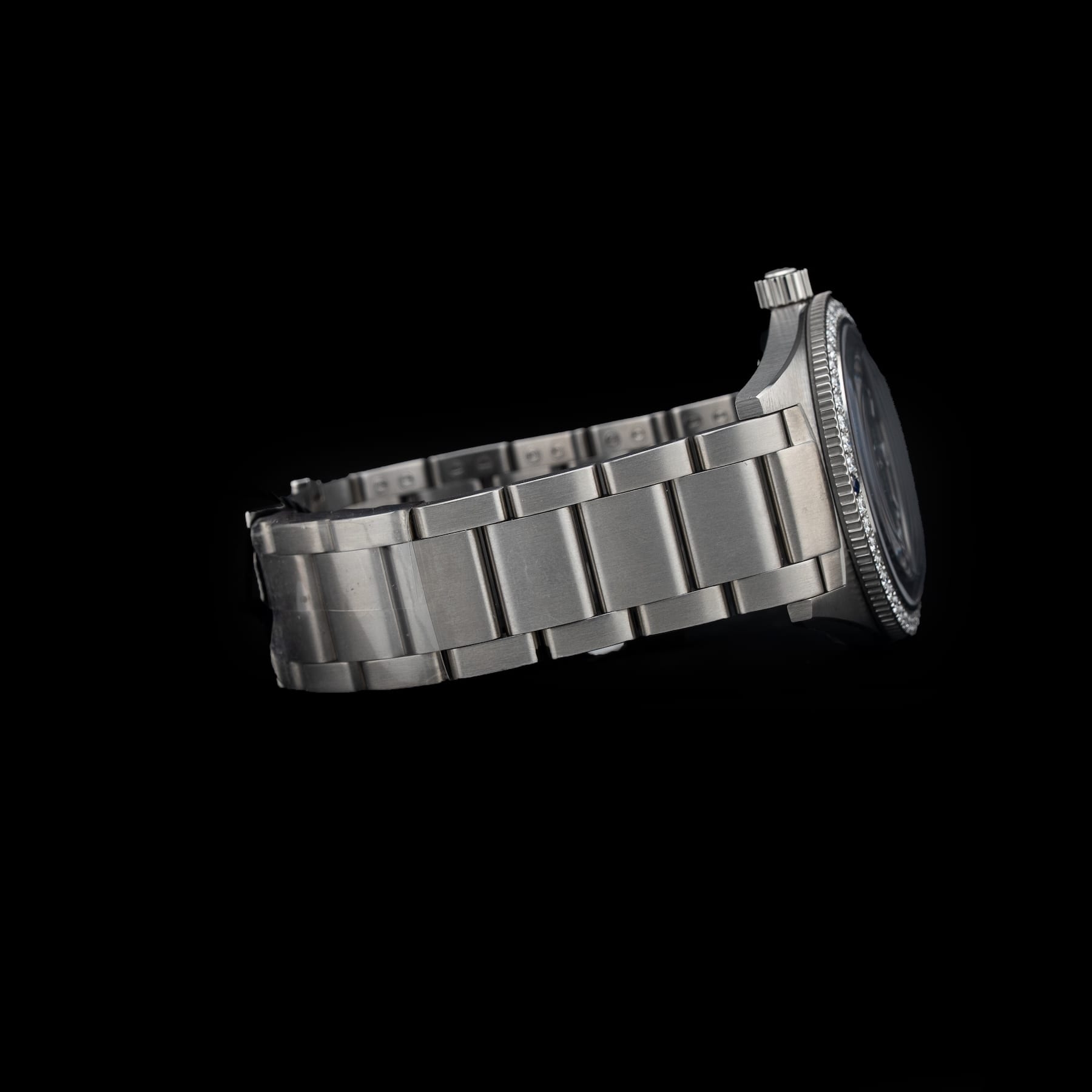 Glashütte Original SeaQ Diamonds Bezel on Bracelet 1-39-11-09-82-70