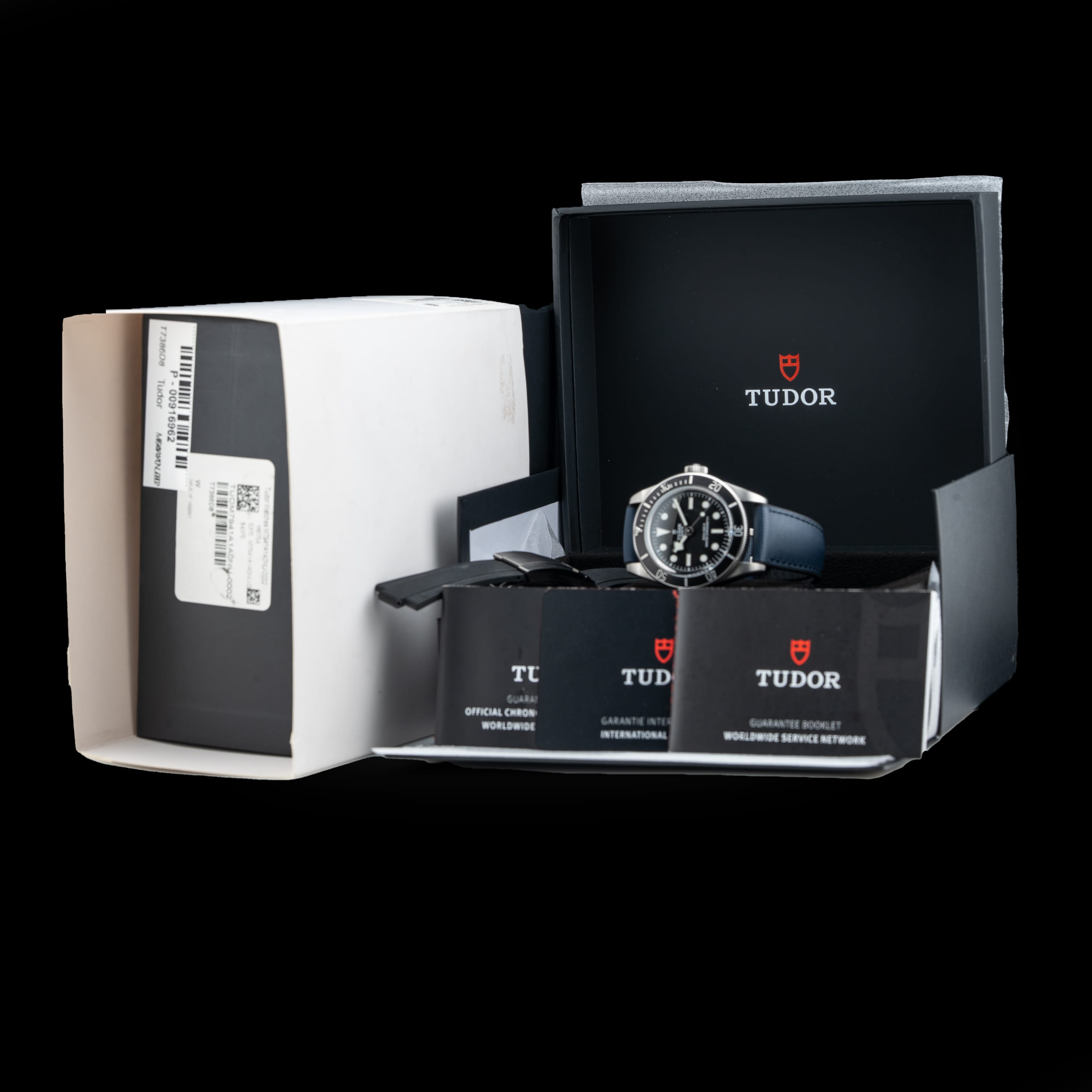 TUDOR Black Bay M7941A1A0NU-0002