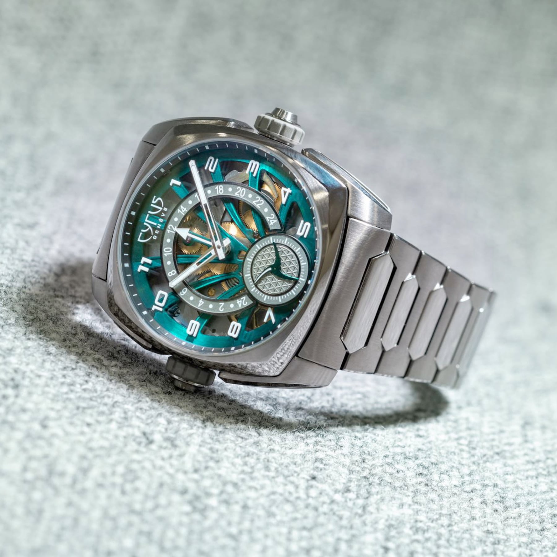 Cyrus Klepcys GMT Palm Green 539.507.TTM.C