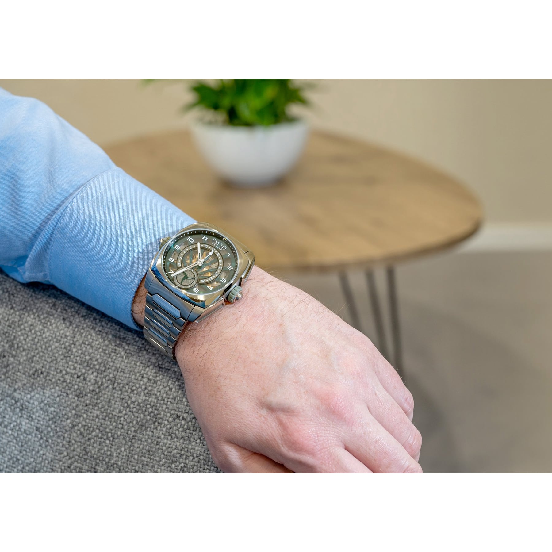 Cyrus Klepcys GMT Palm Green 539.507.TTM.C