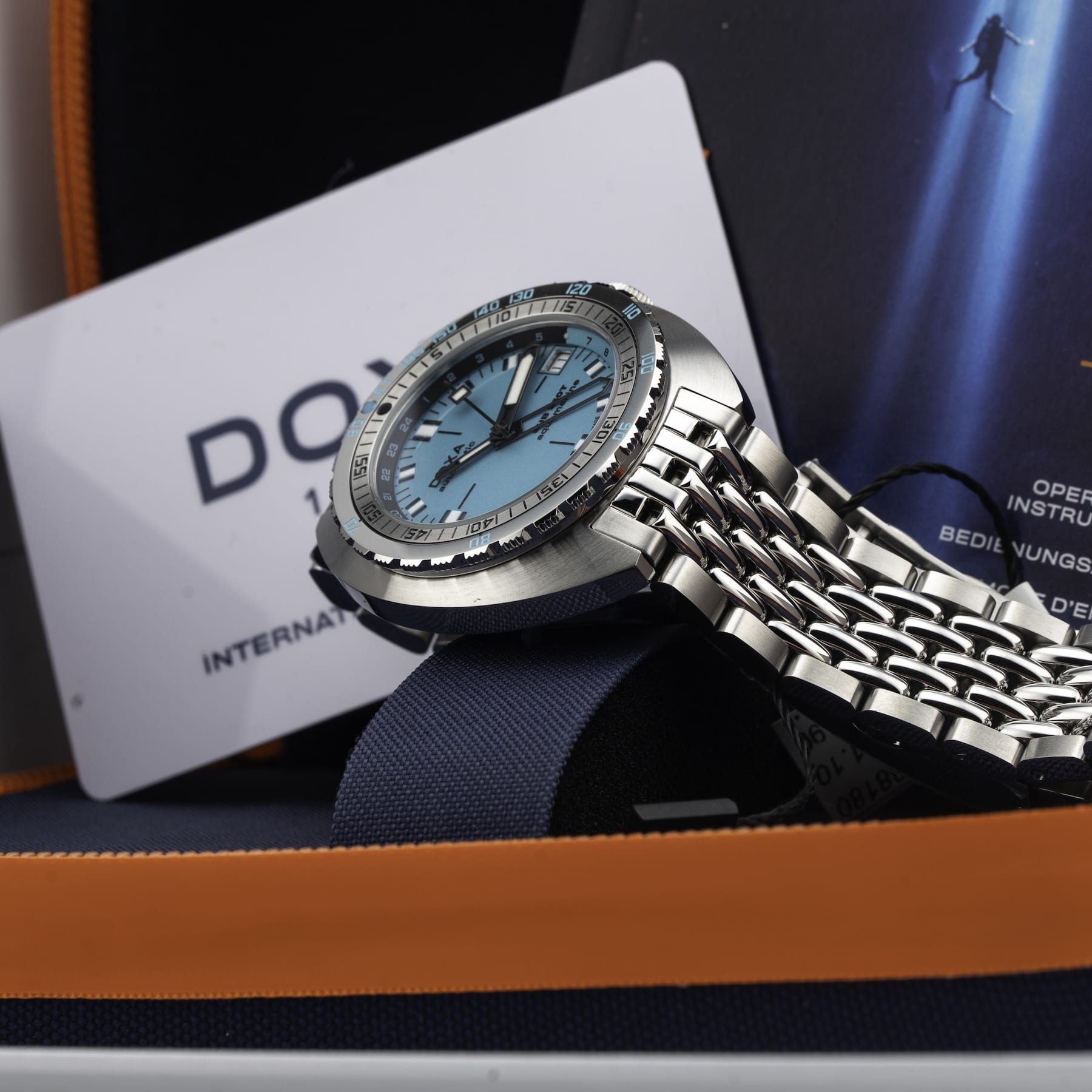 DOXA 855.10.241.10 SUB 250T GMT Aquamarine On Stainless Steel Bracelet