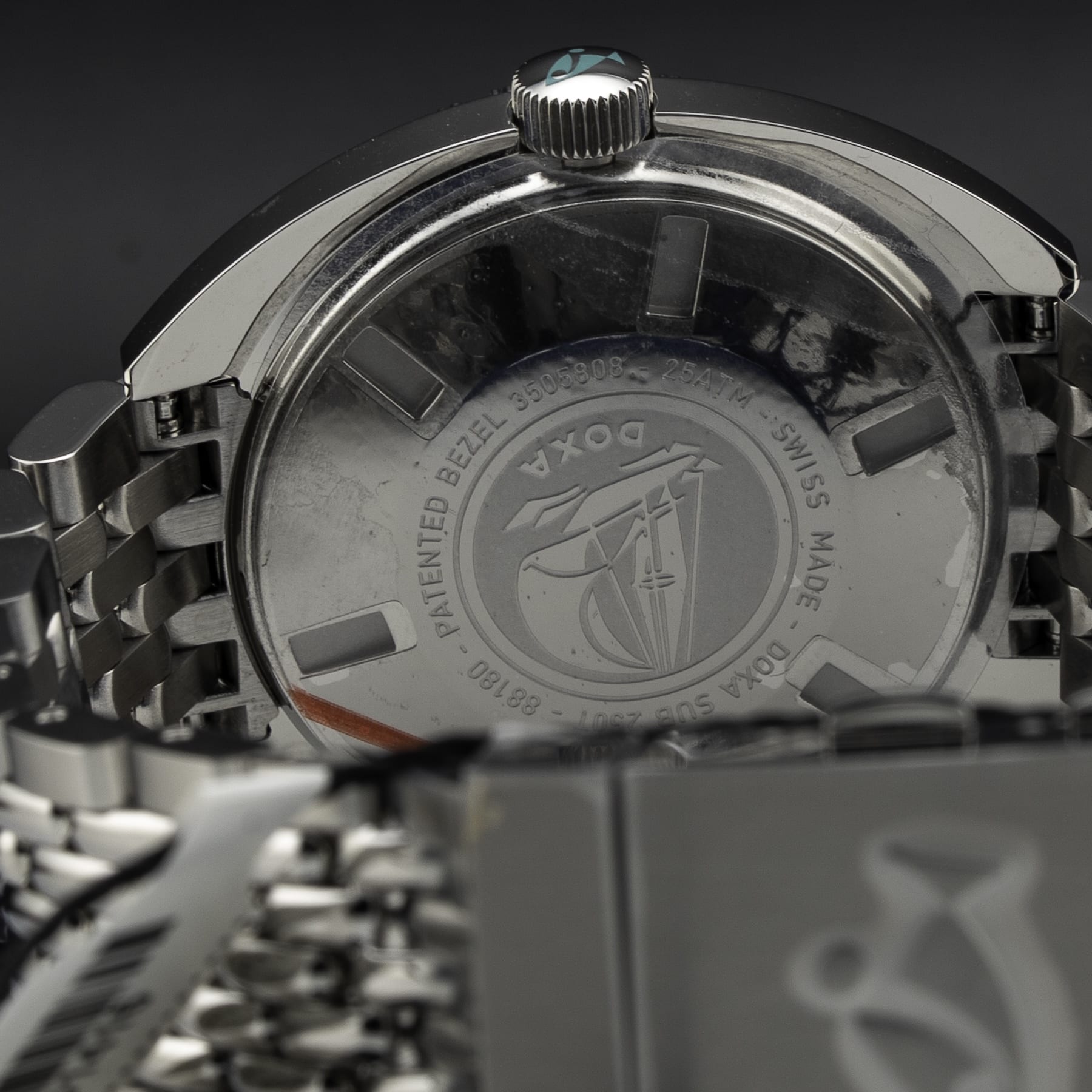 DOXA 855.10.241.10 SUB 250T GMT Aquamarine On Stainless Steel Bracelet
