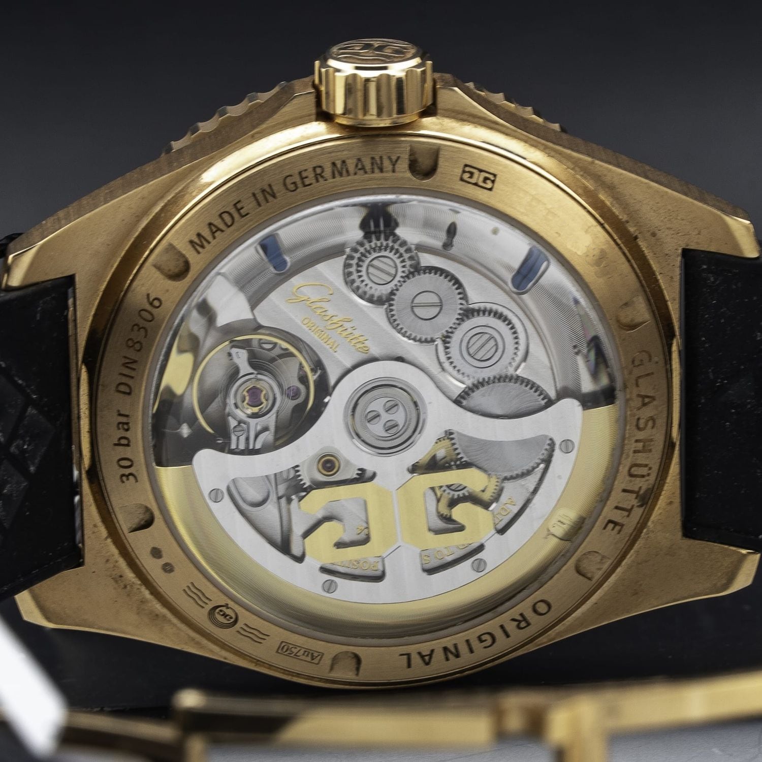 Glashütte Original SeaQ Panorama Date Red Gold 1-36-13-03-90-33
