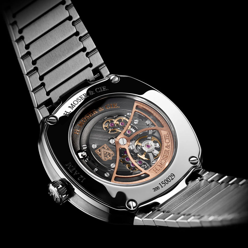 H. Moser & Cie. 6400-1200 Streamliner Two Hands