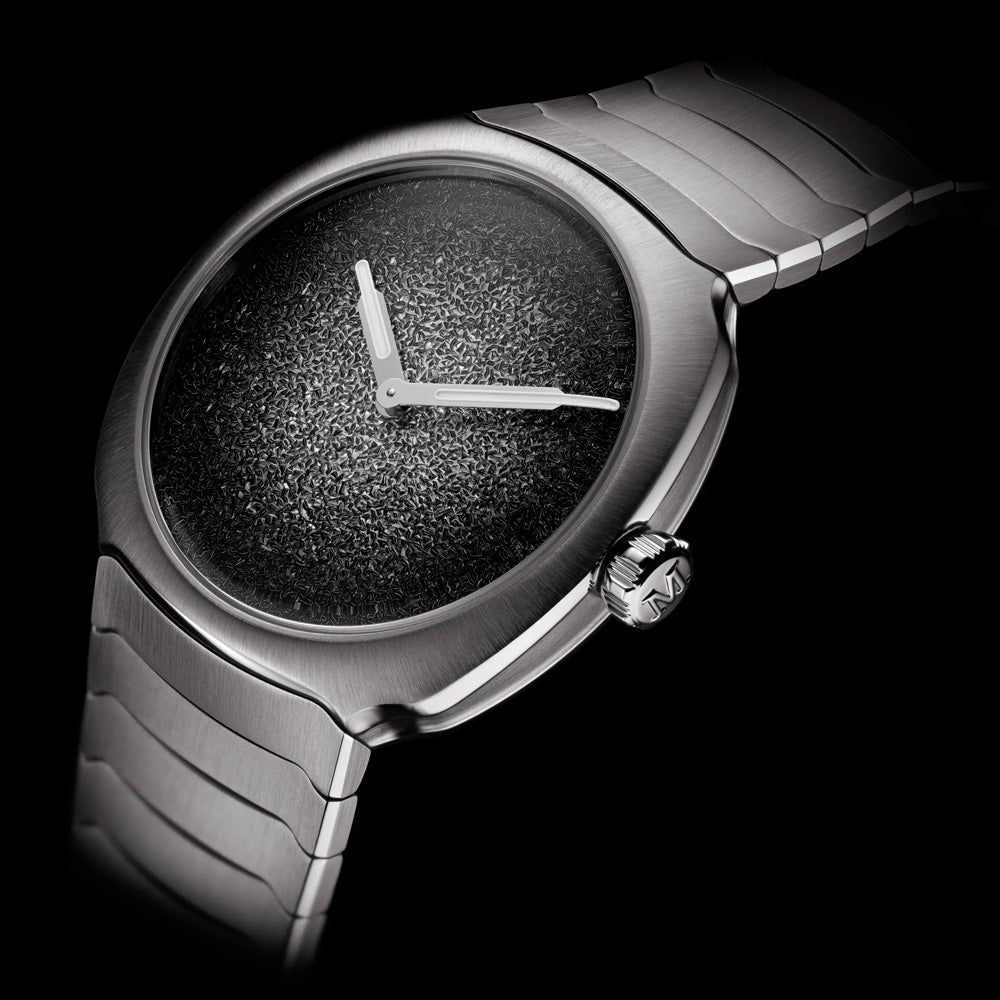 H. Moser & Cie. 6400-1200 Streamliner Two Hands