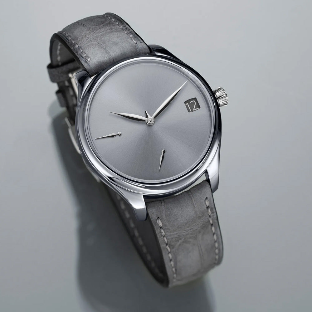 H. Moser & Cie. 1800-2004 Endeavour Perpetual Calendar Concept Tantalum