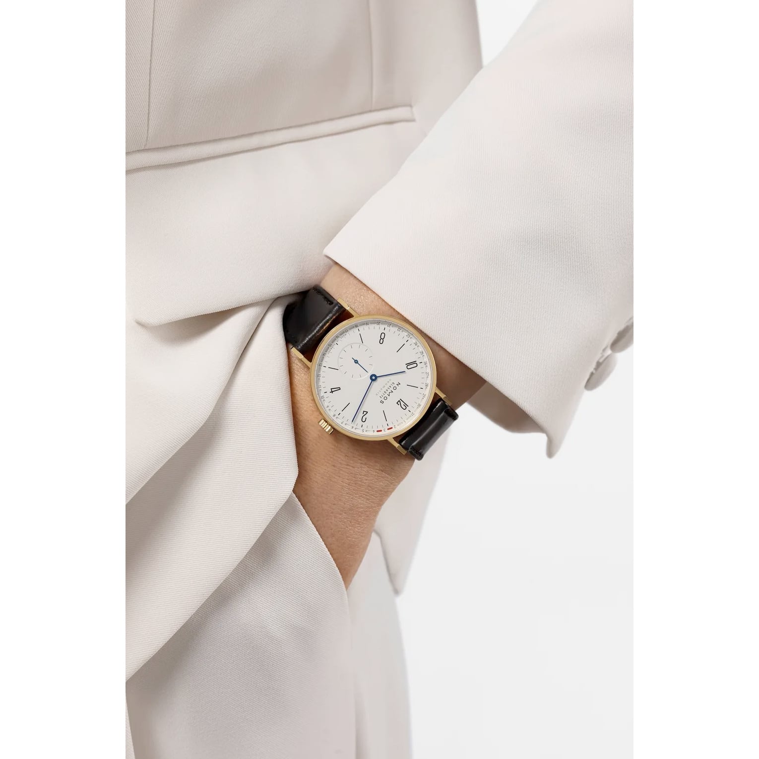 NOMOS Glashütte Tangente Gold Neomatik 38 Update