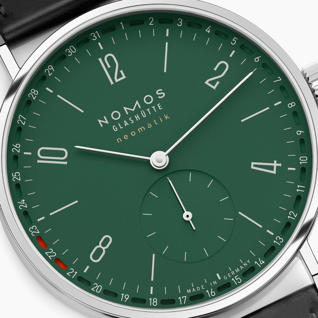 NOMOS Glashütte Tangente Neomatik 38 Update Forest Green