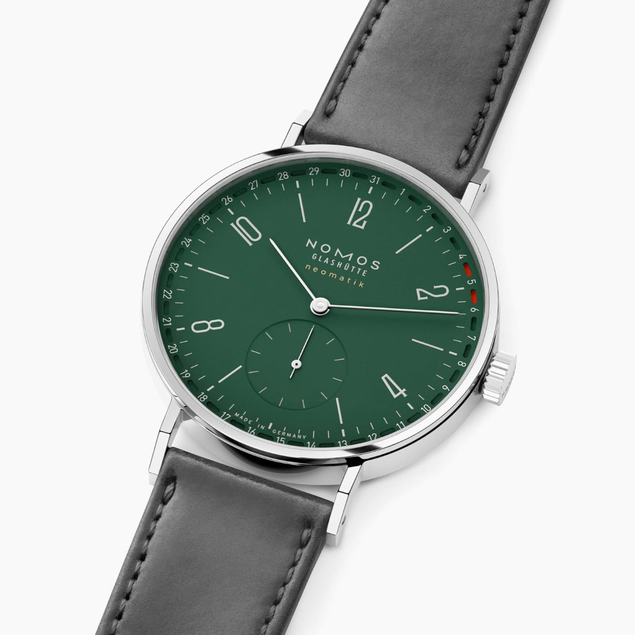 NOMOS Glashütte Tangente Neomatik 38 Update Forest Green