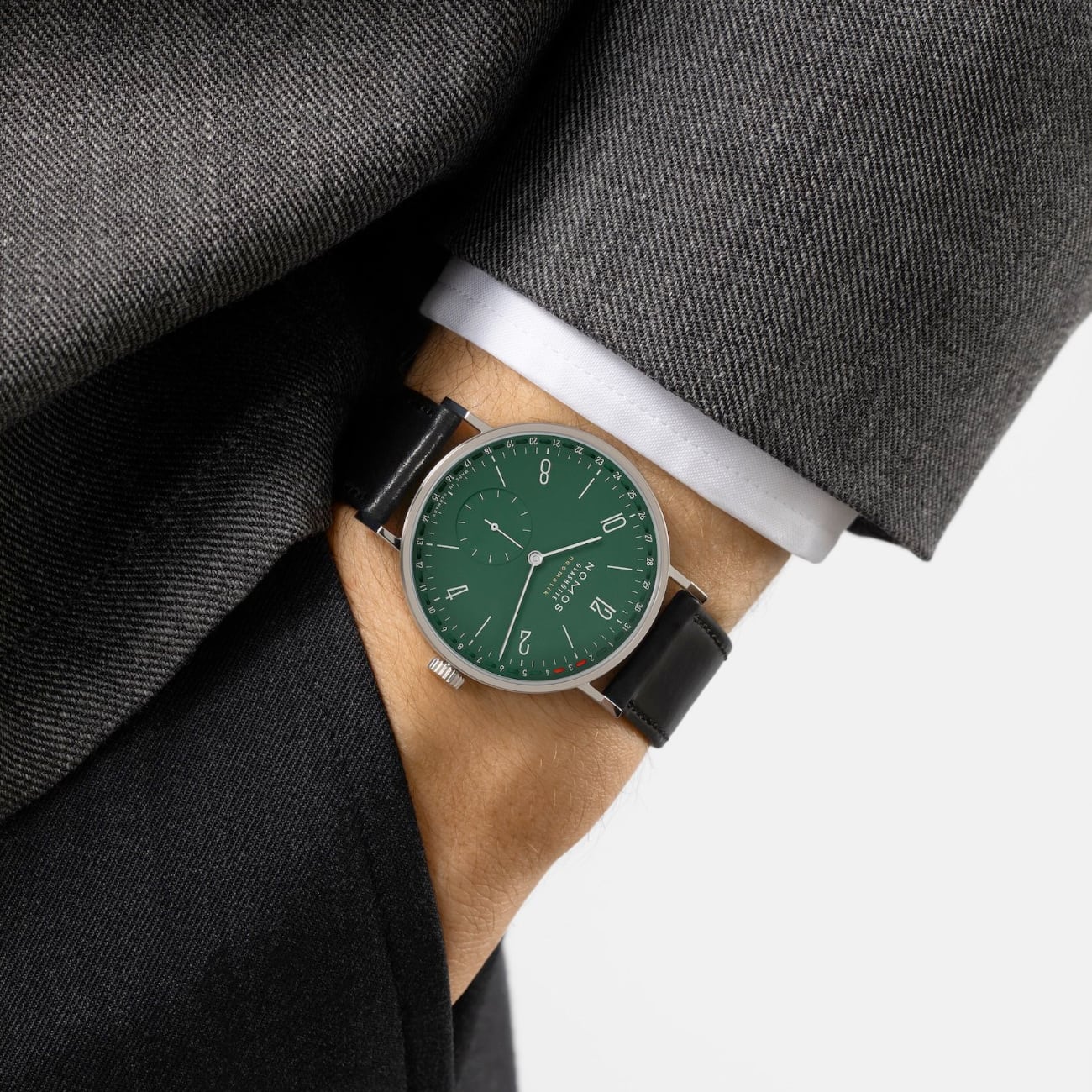 NOMOS Glashütte Tangente Neomatik 38 Update Forest Green