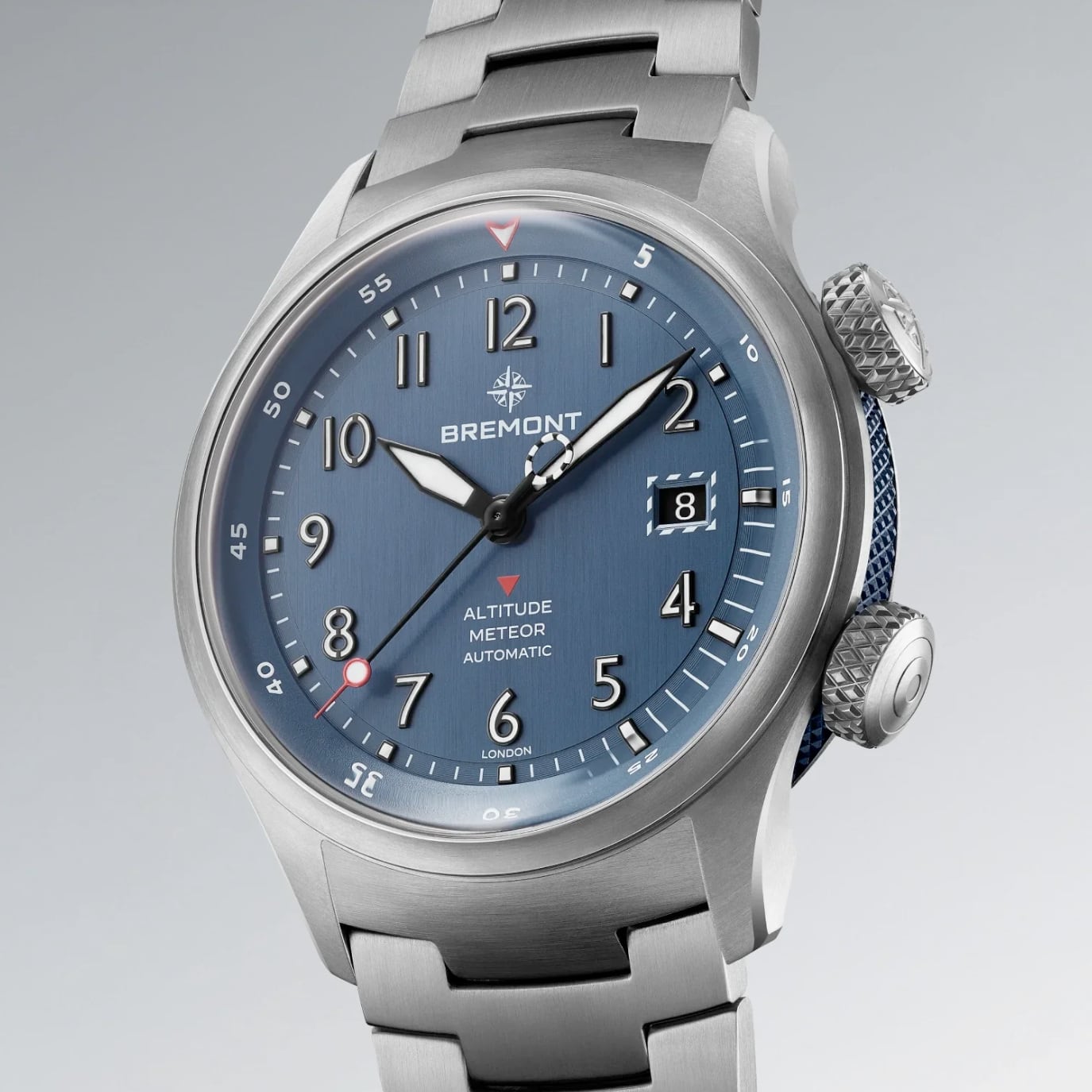 Bremont Altitude MB Meteor Blue Dial Blue Barrel On Bracelet