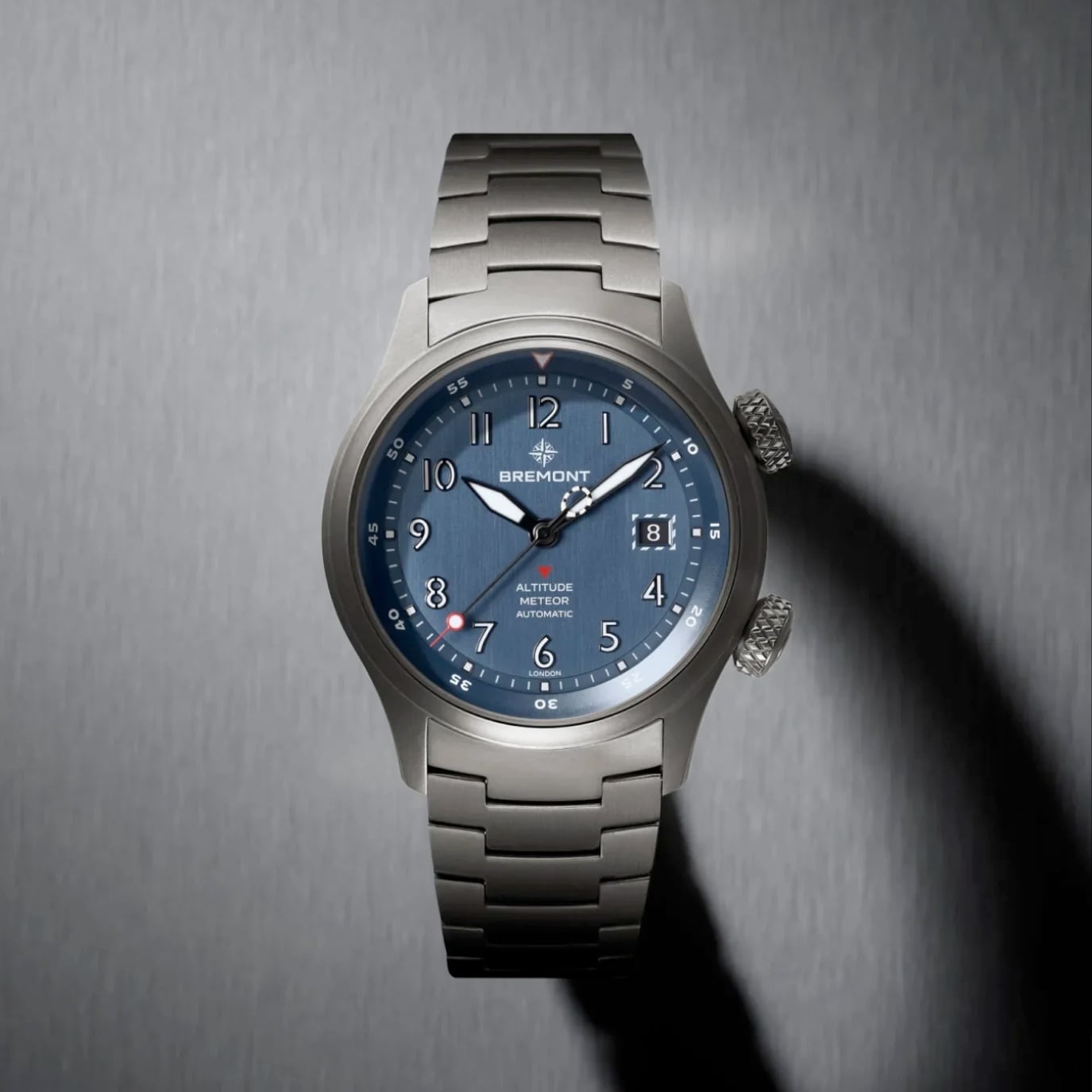 Bremont Altitude MB Meteor Blue Dial Blue Barrel On Bracelet