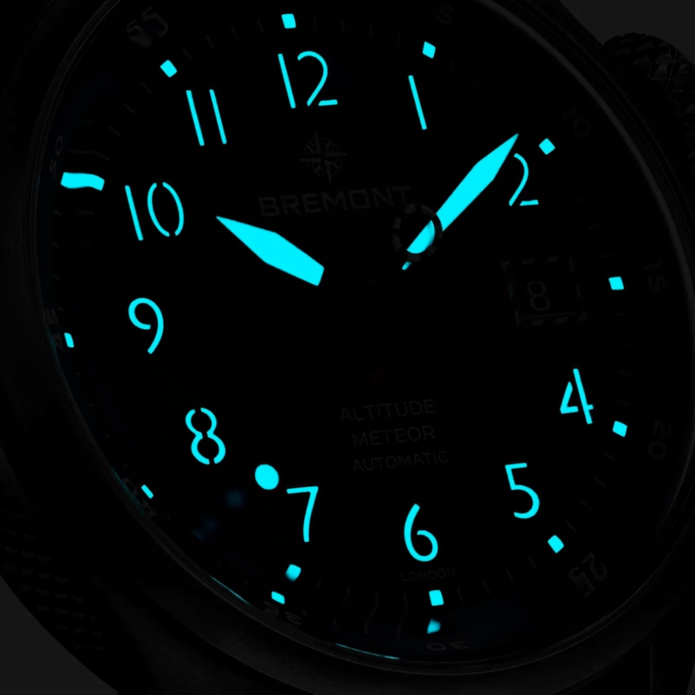 Bremont Altitude MB Meteor Blue Dial Blue Barrel On Bracelet