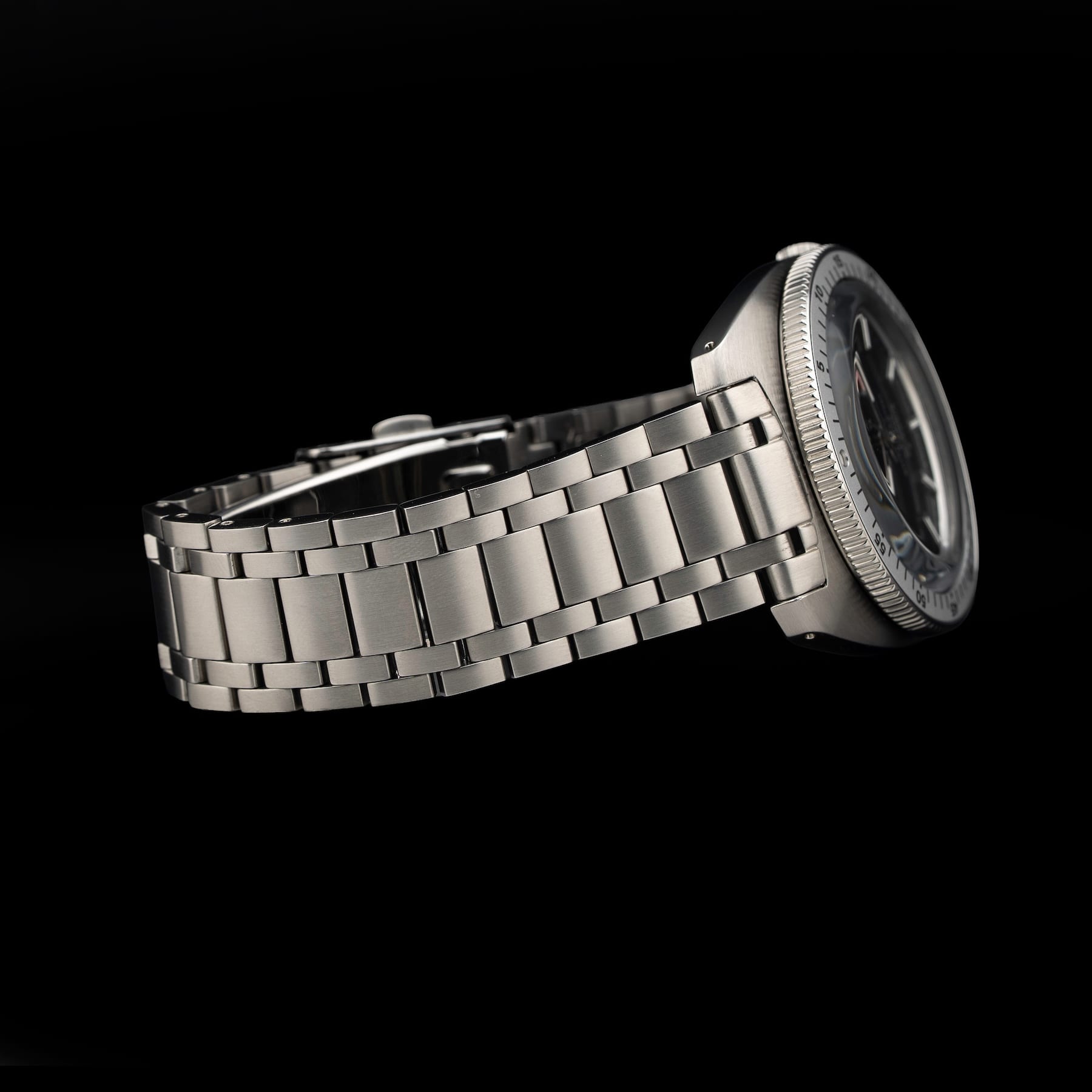 Seiko 5 Sports SRPL93 Heritage Design Re-Creation