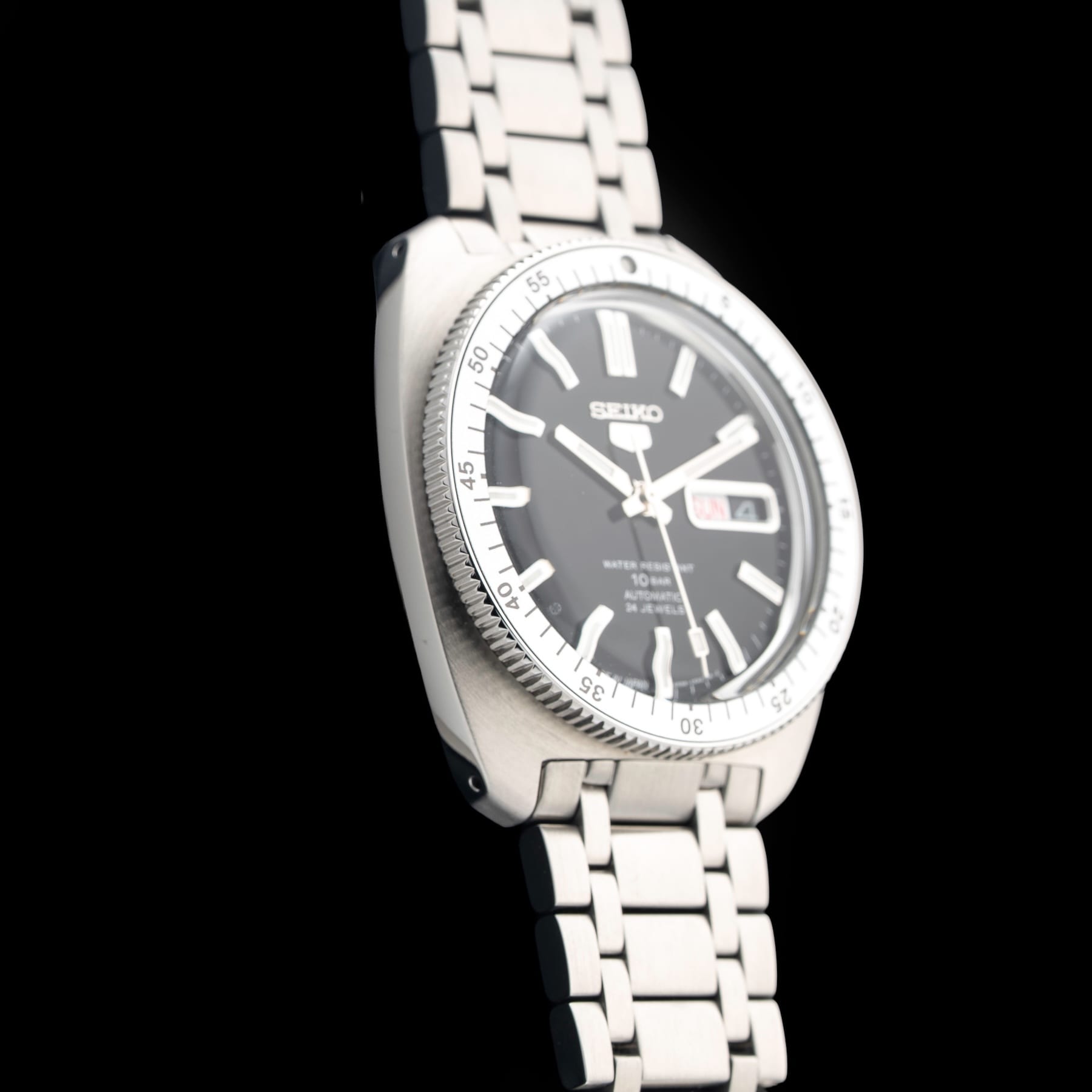 Seiko 5 Sports SRPL93 Heritage Design Re-Creation