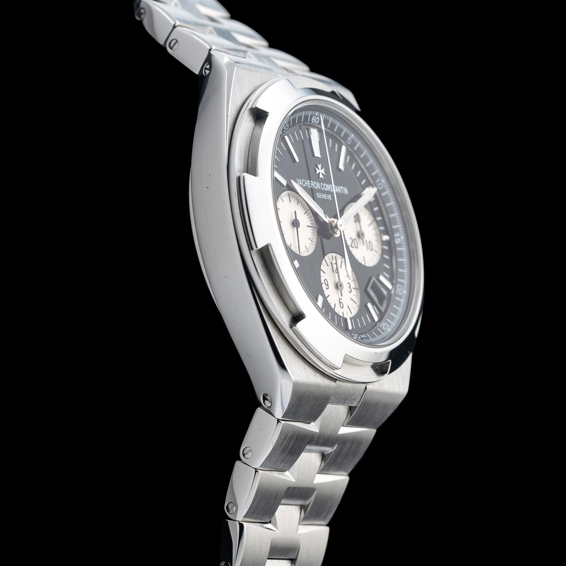 Vacheron Constantin Overseas Chronograph Reverse Panda 5500V/110A-B481
