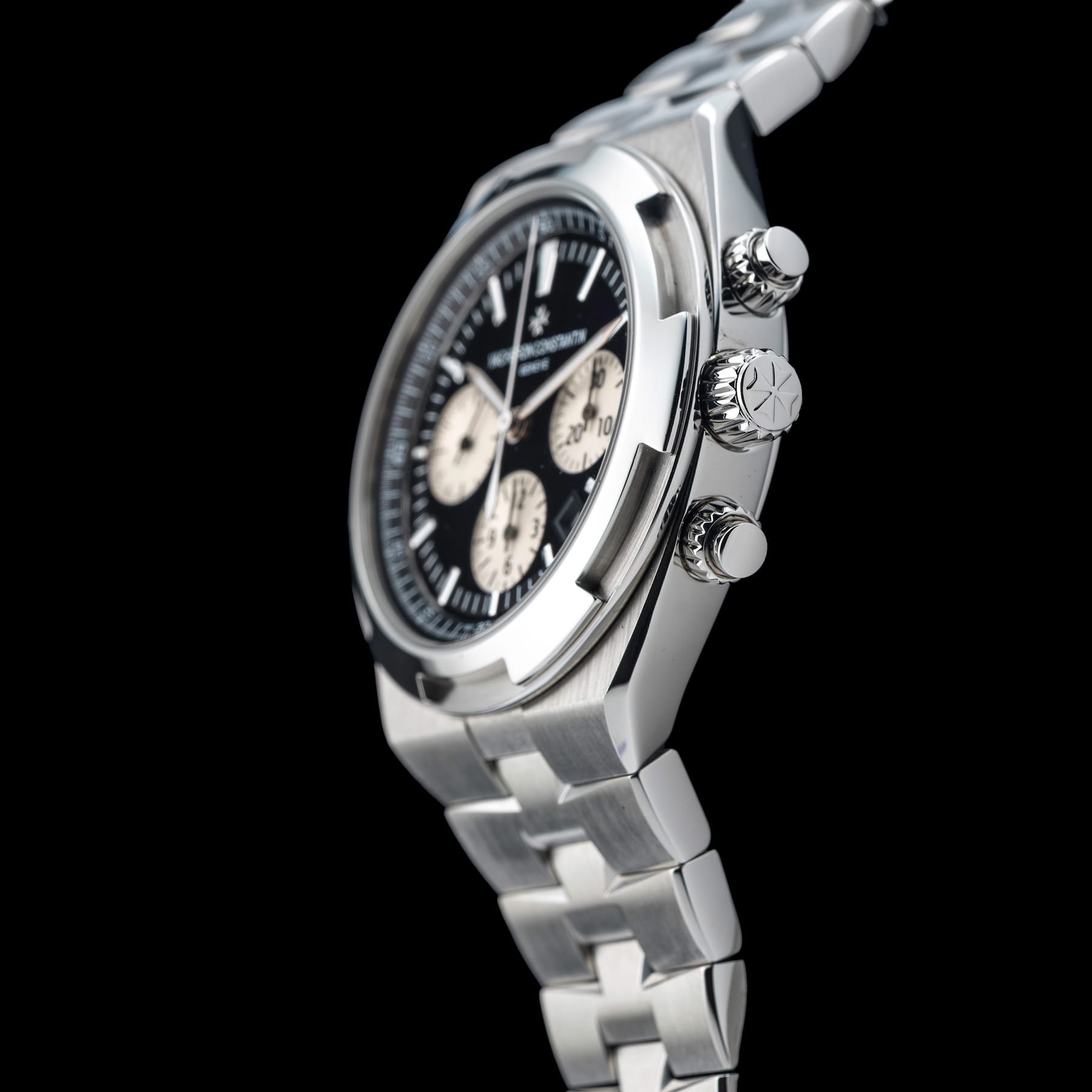 Vacheron Constantin Overseas Chronograph Reverse Panda 5500V/110A-B481