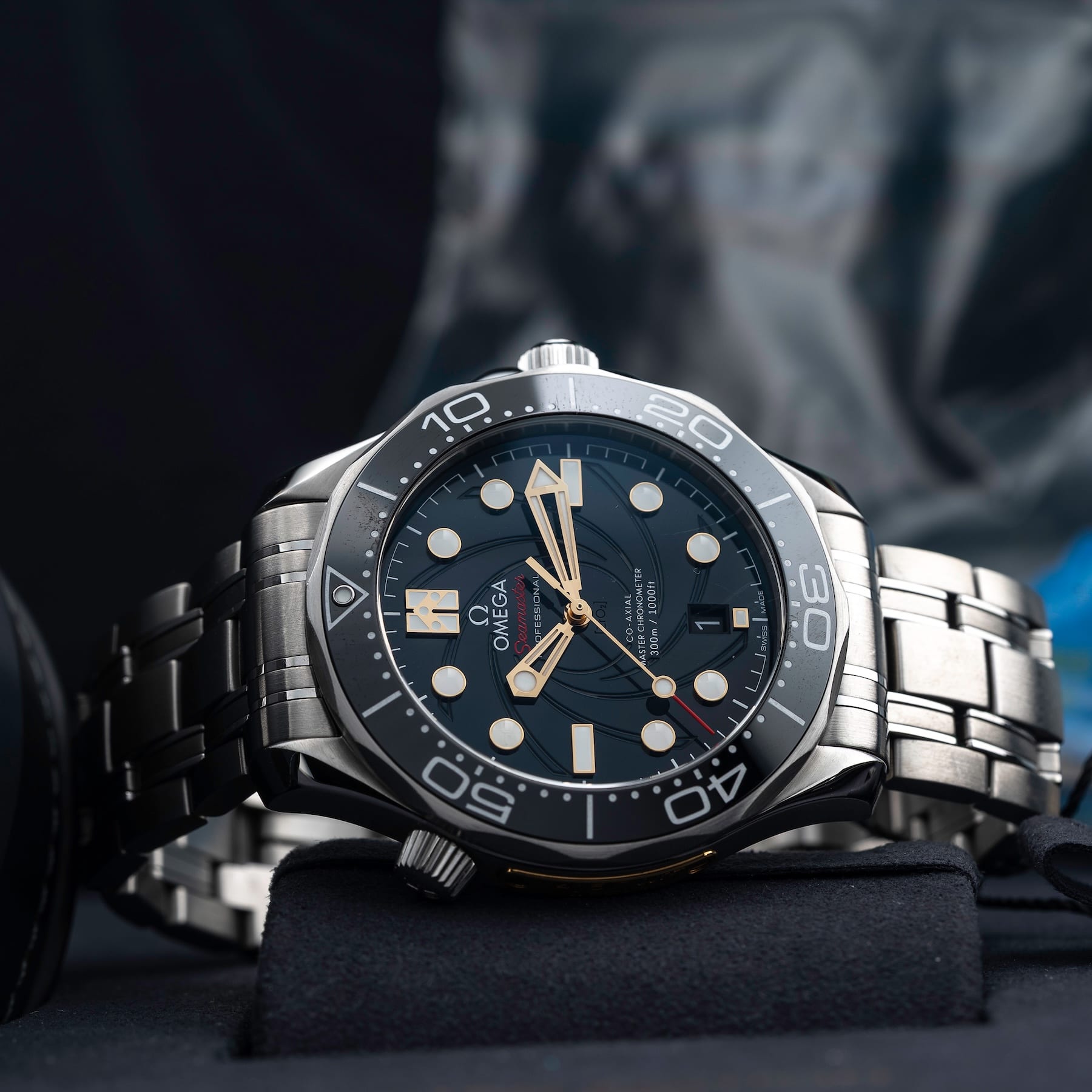 Omega James Bond Seamaster Diver 300M 210.22.42.20.01.004