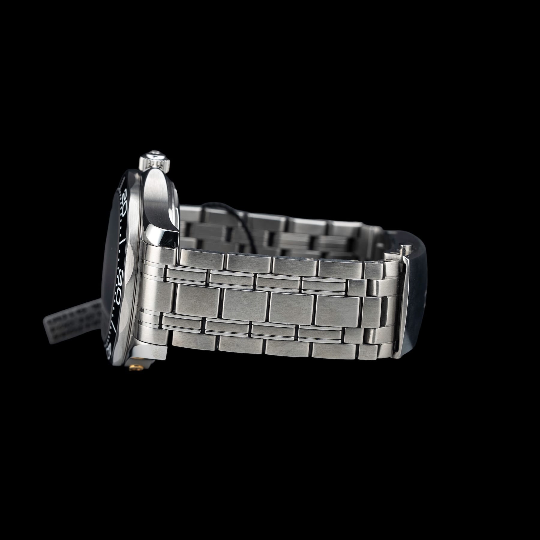 Omega James Bond Seamaster Diver 300M 210.22.42.20.01.004